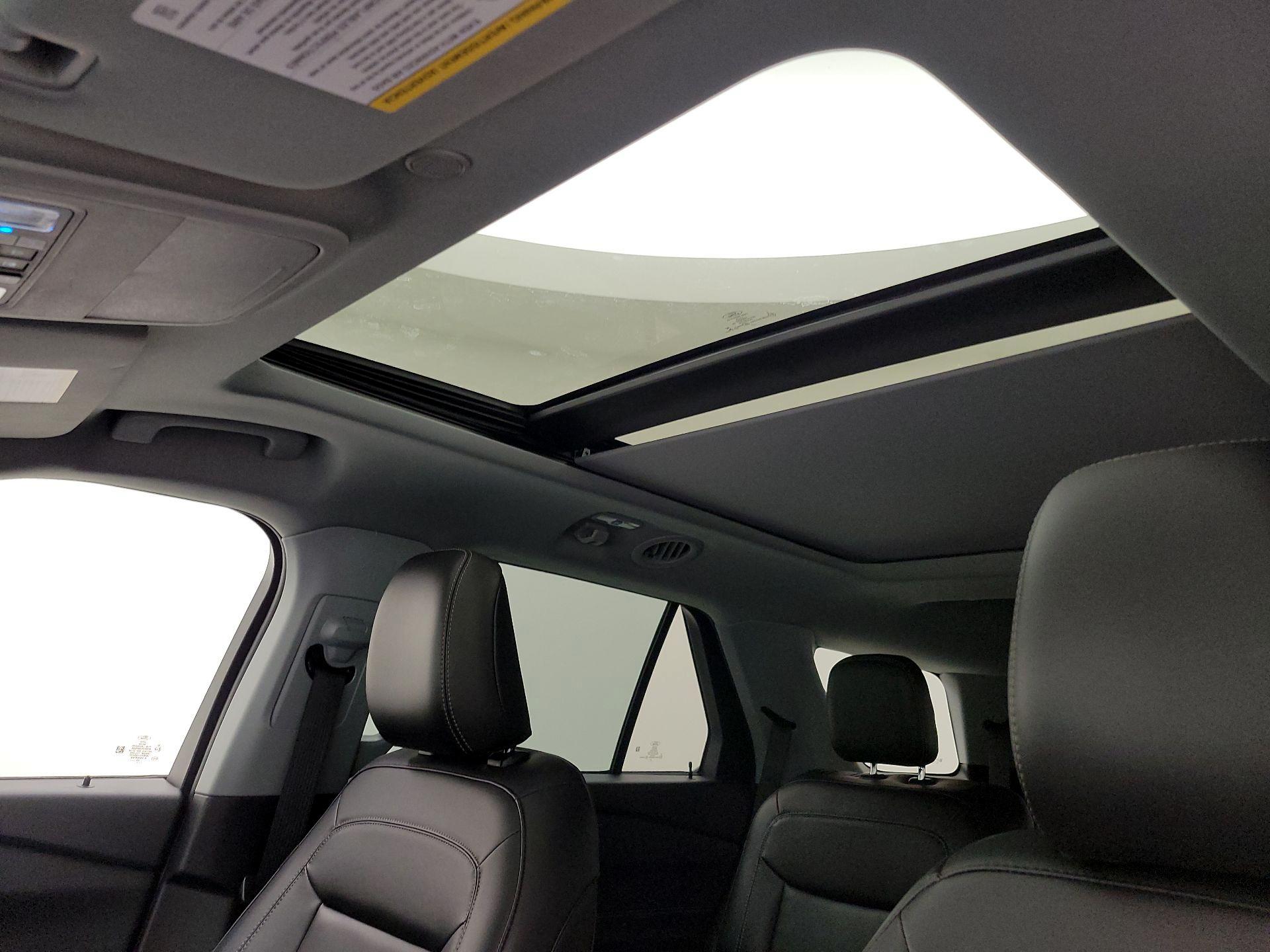 Thumbnail: 2022 Ford Explorer - 20