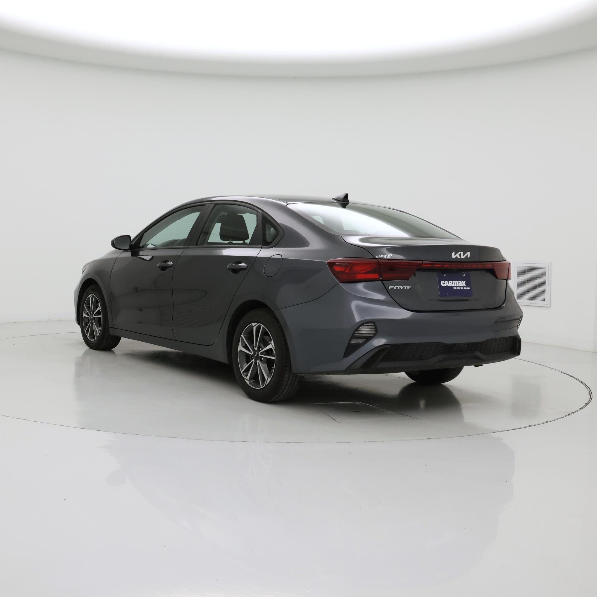 Thumbnail: 2024 Kia Forte - 2