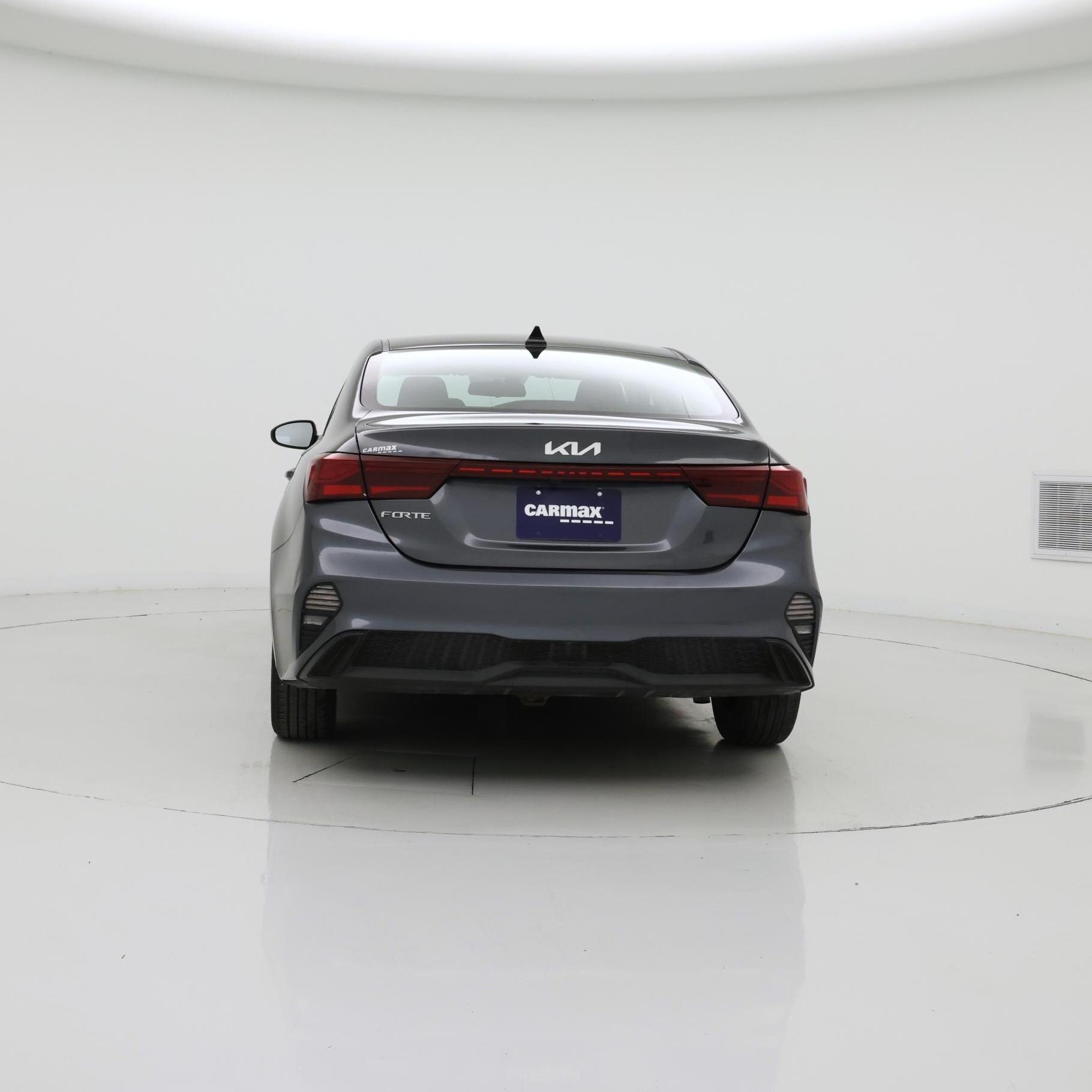 Thumbnail: 2024 Kia Forte - 6