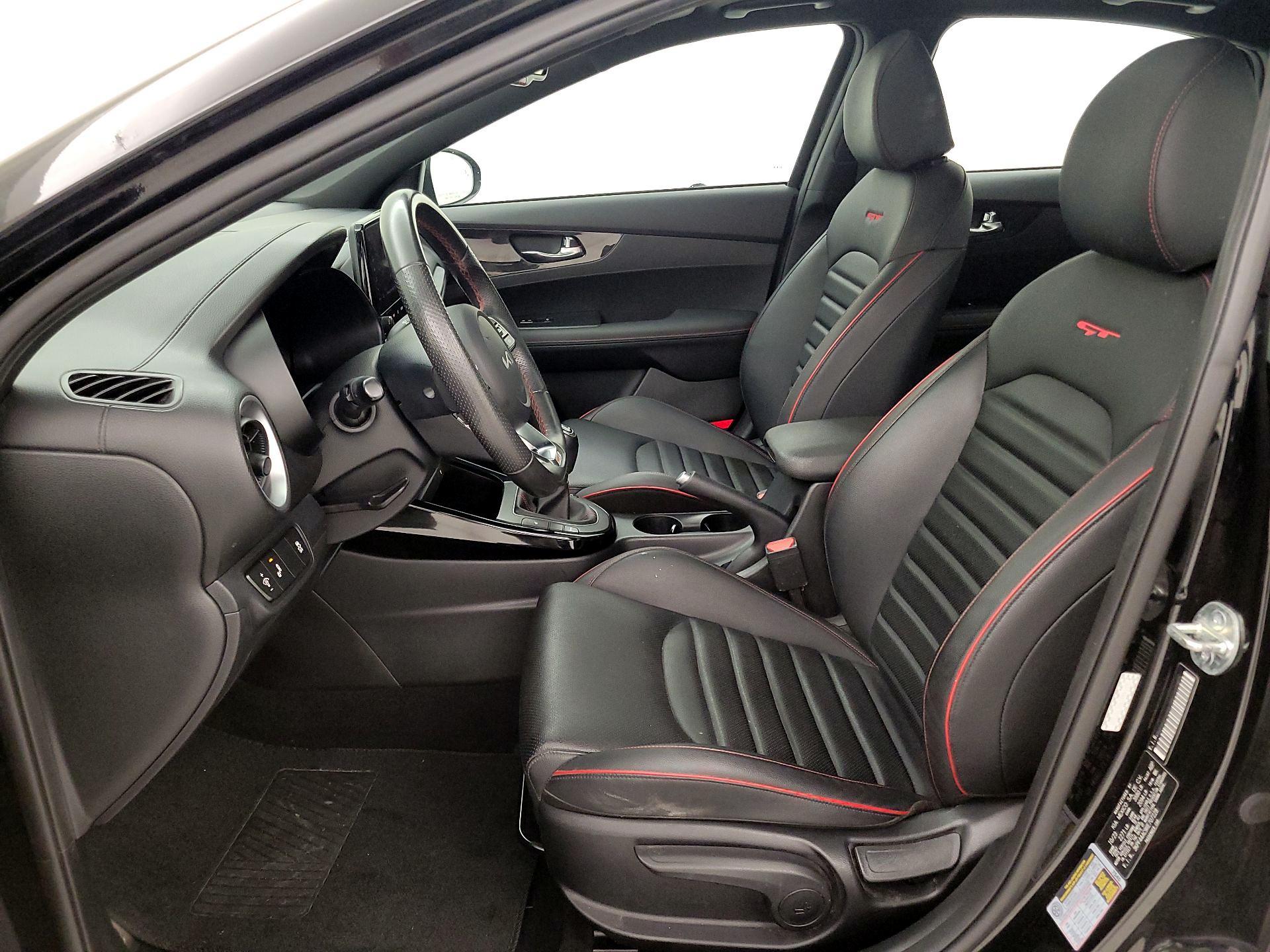 Thumbnail: 2024 Kia Forte - 11