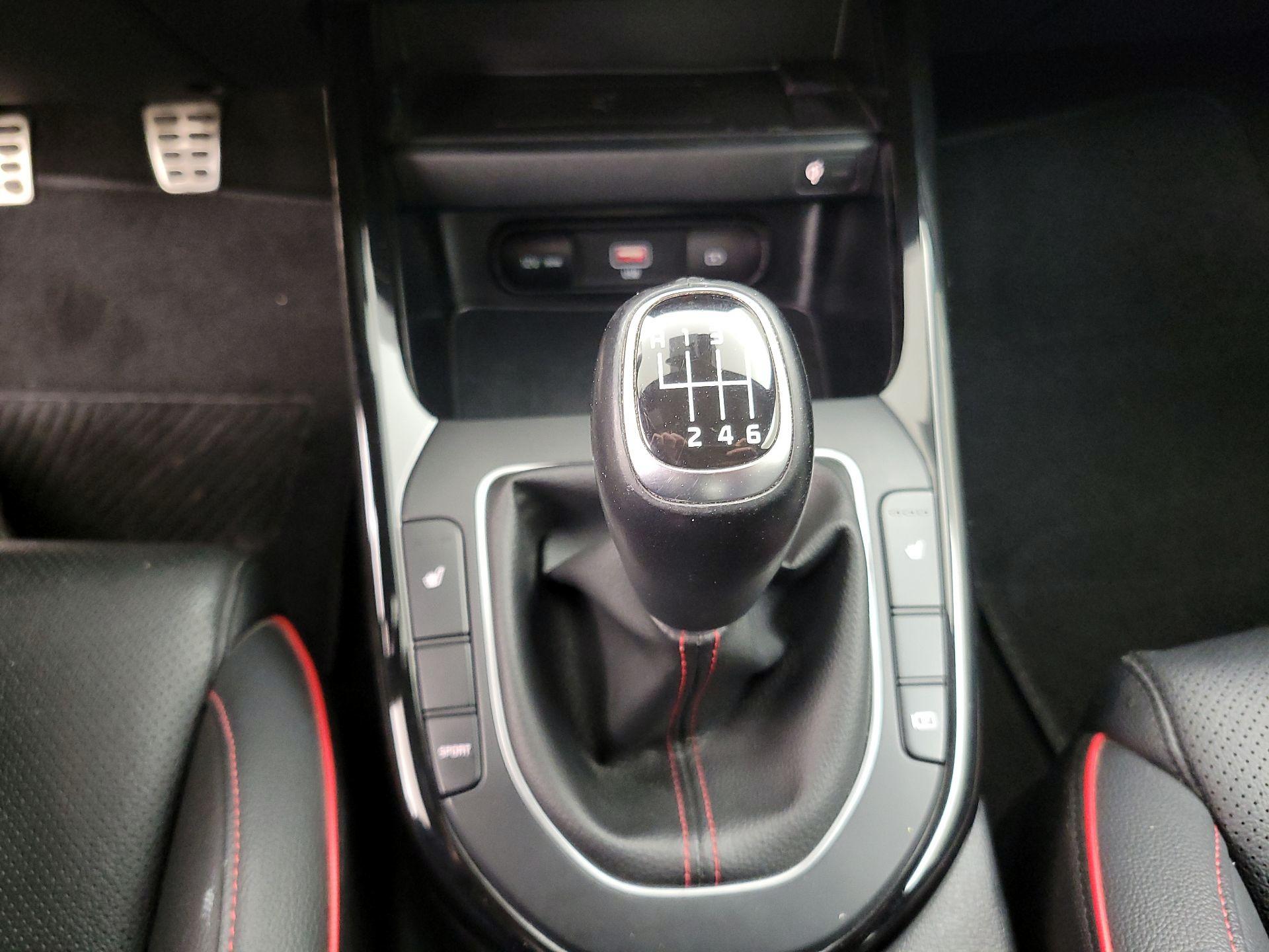 Thumbnail: 2024 Kia Forte - 18