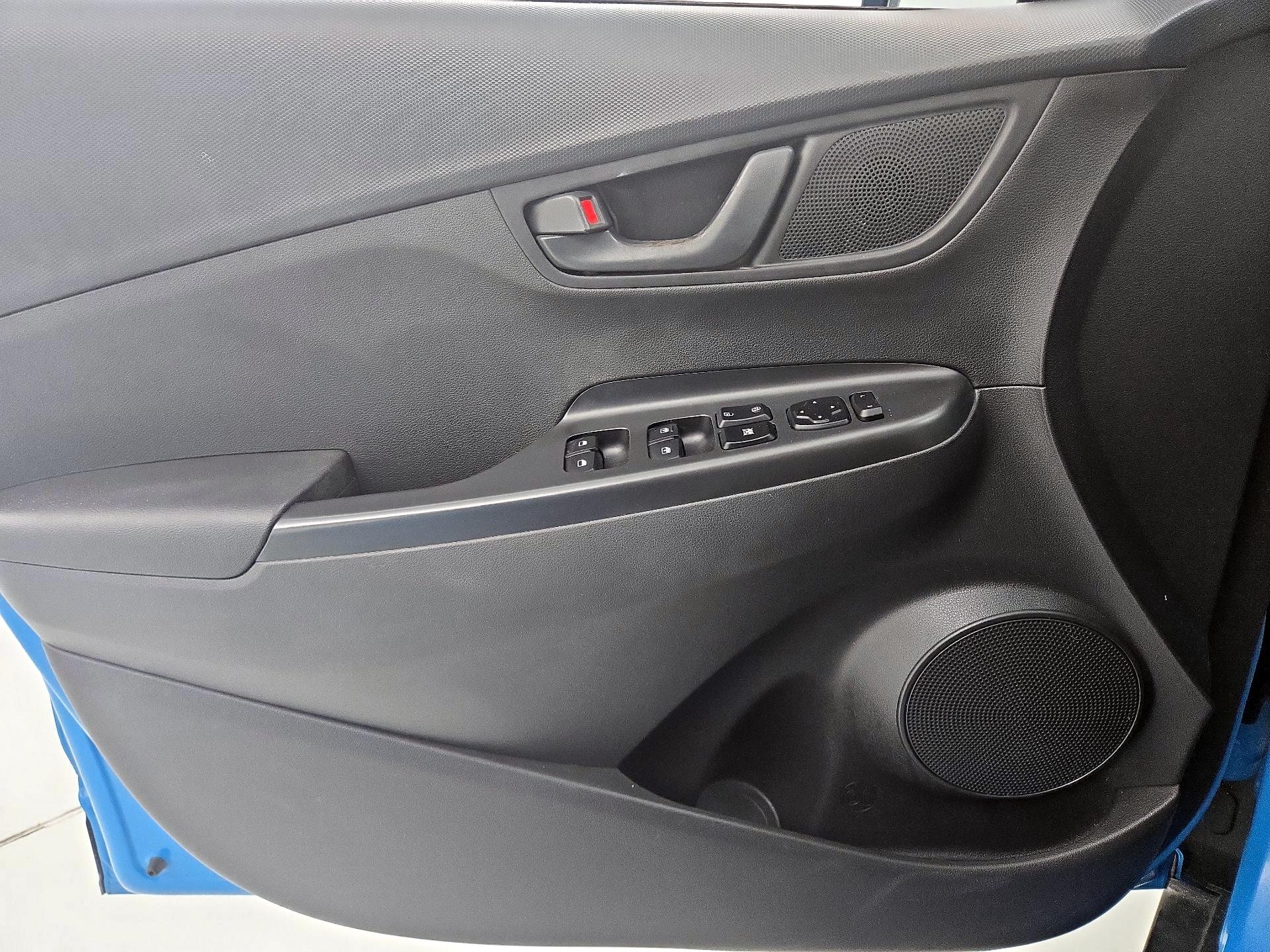 Thumbnail: 2023 Hyundai Kona - 12