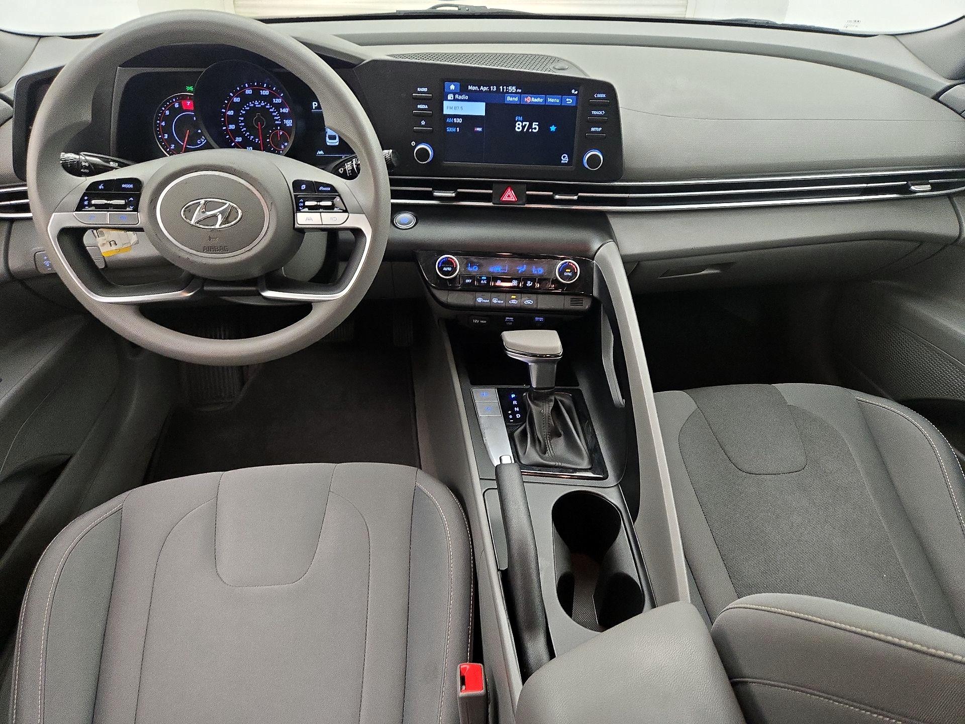 Thumbnail: 2022 Hyundai Elantra - 9