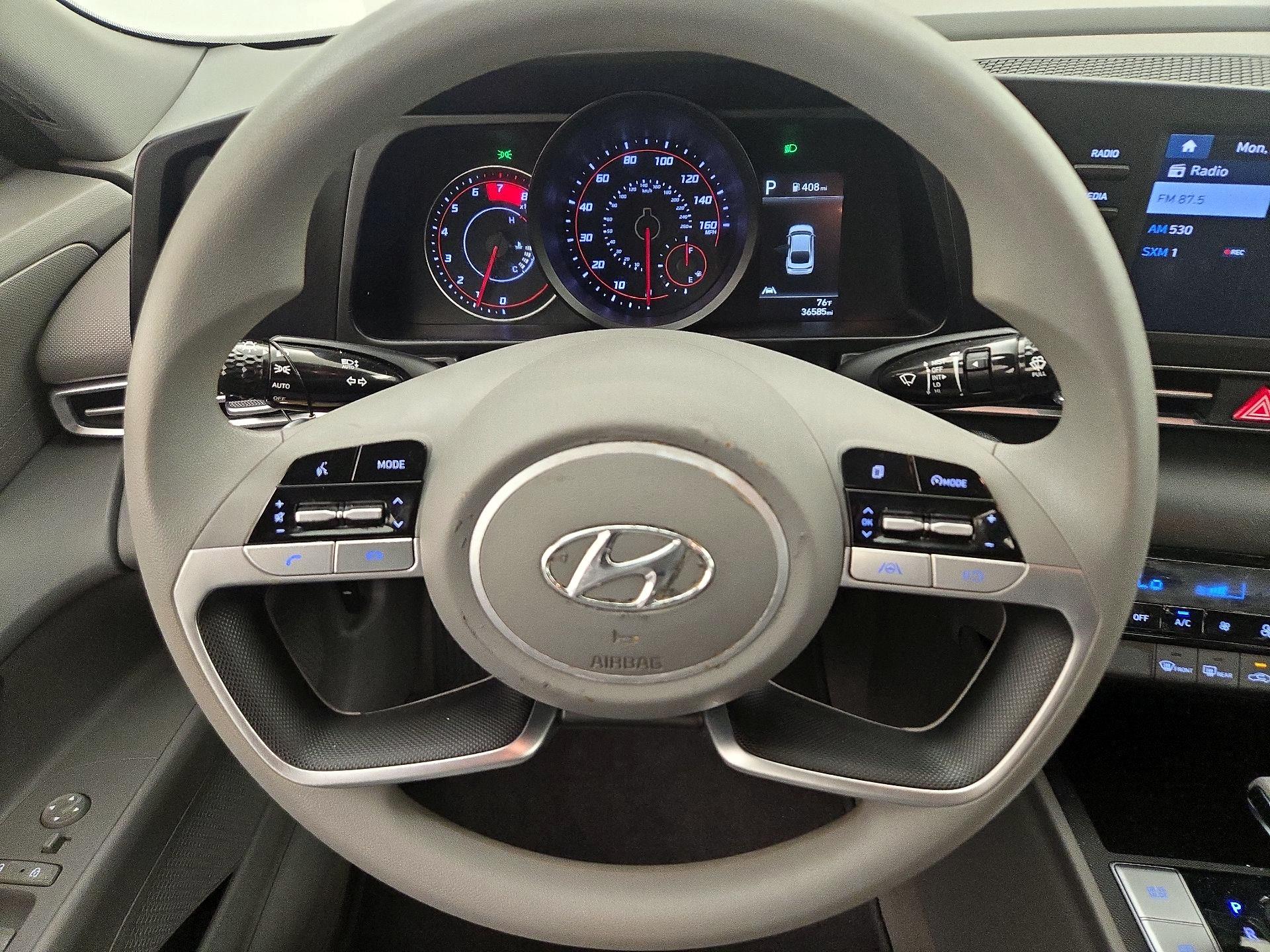 Thumbnail: 2022 Hyundai Elantra - 10