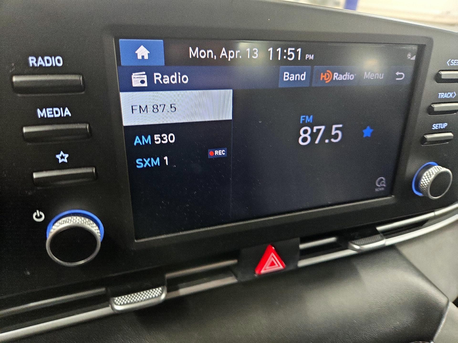 Thumbnail: 2022 Hyundai Elantra - 15