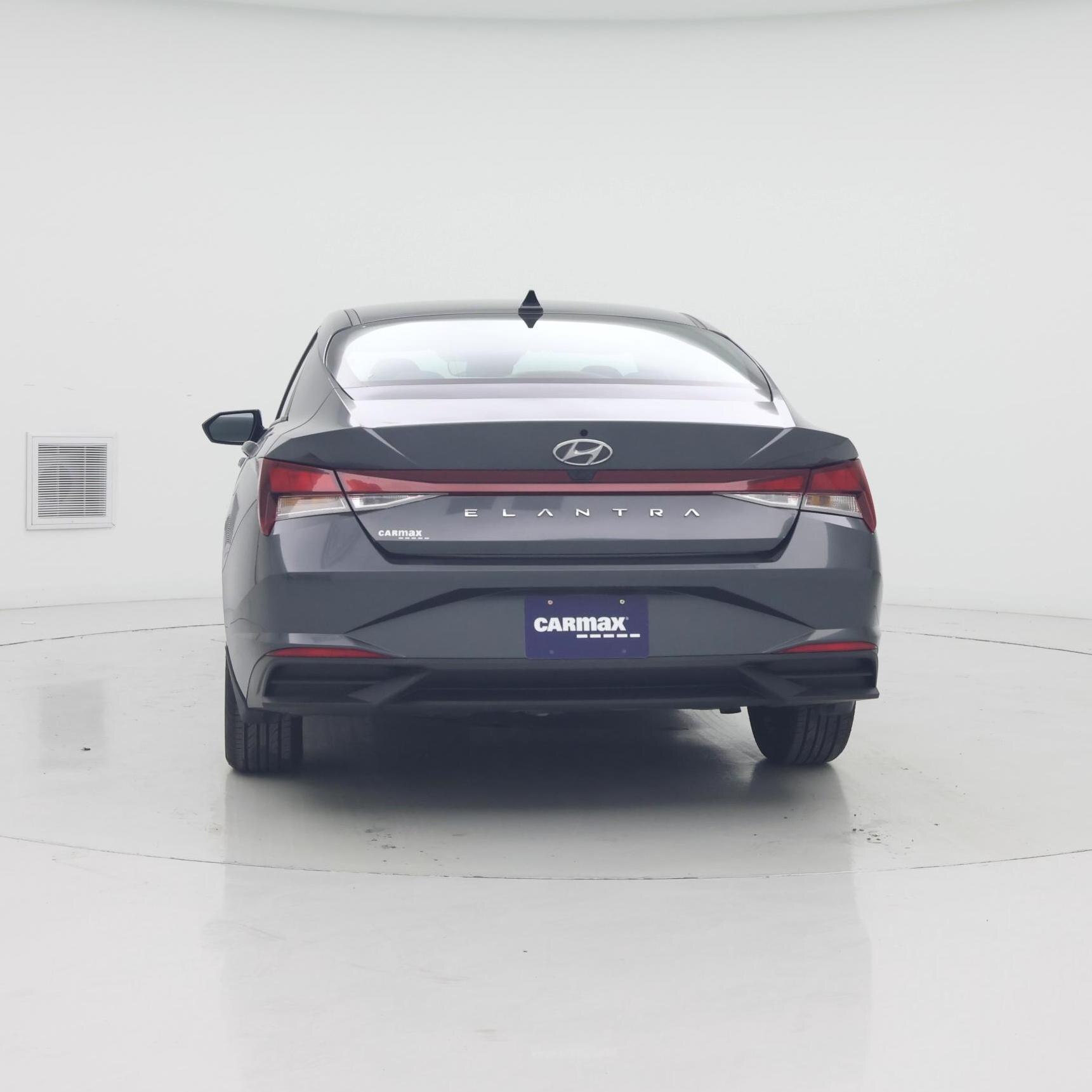 Thumbnail: 2022 Hyundai Elantra - 6