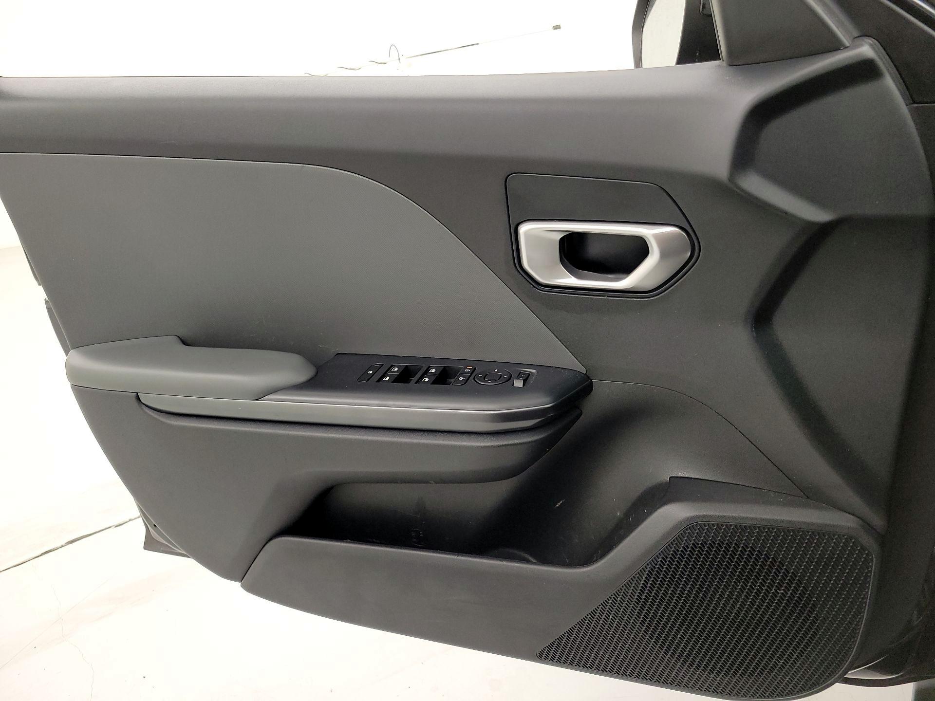 Thumbnail: 2025 Kia K4 - 12