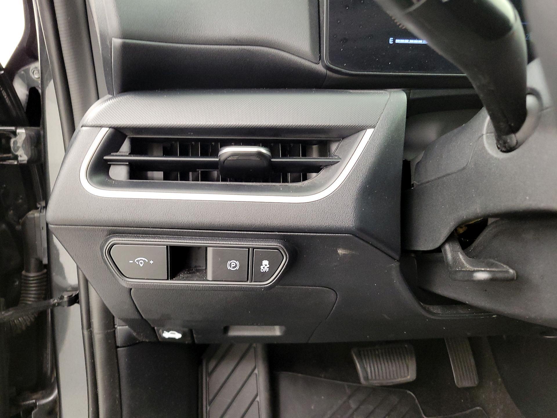 Thumbnail: 2025 Kia K4 - 13