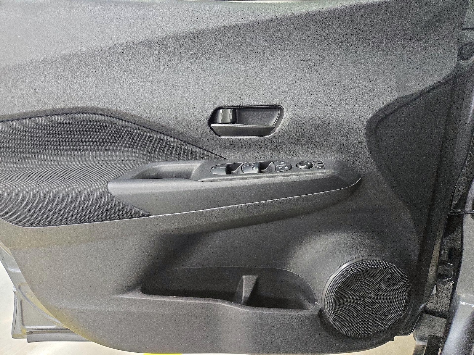 2024 Nissan Kicks S - Photo 13