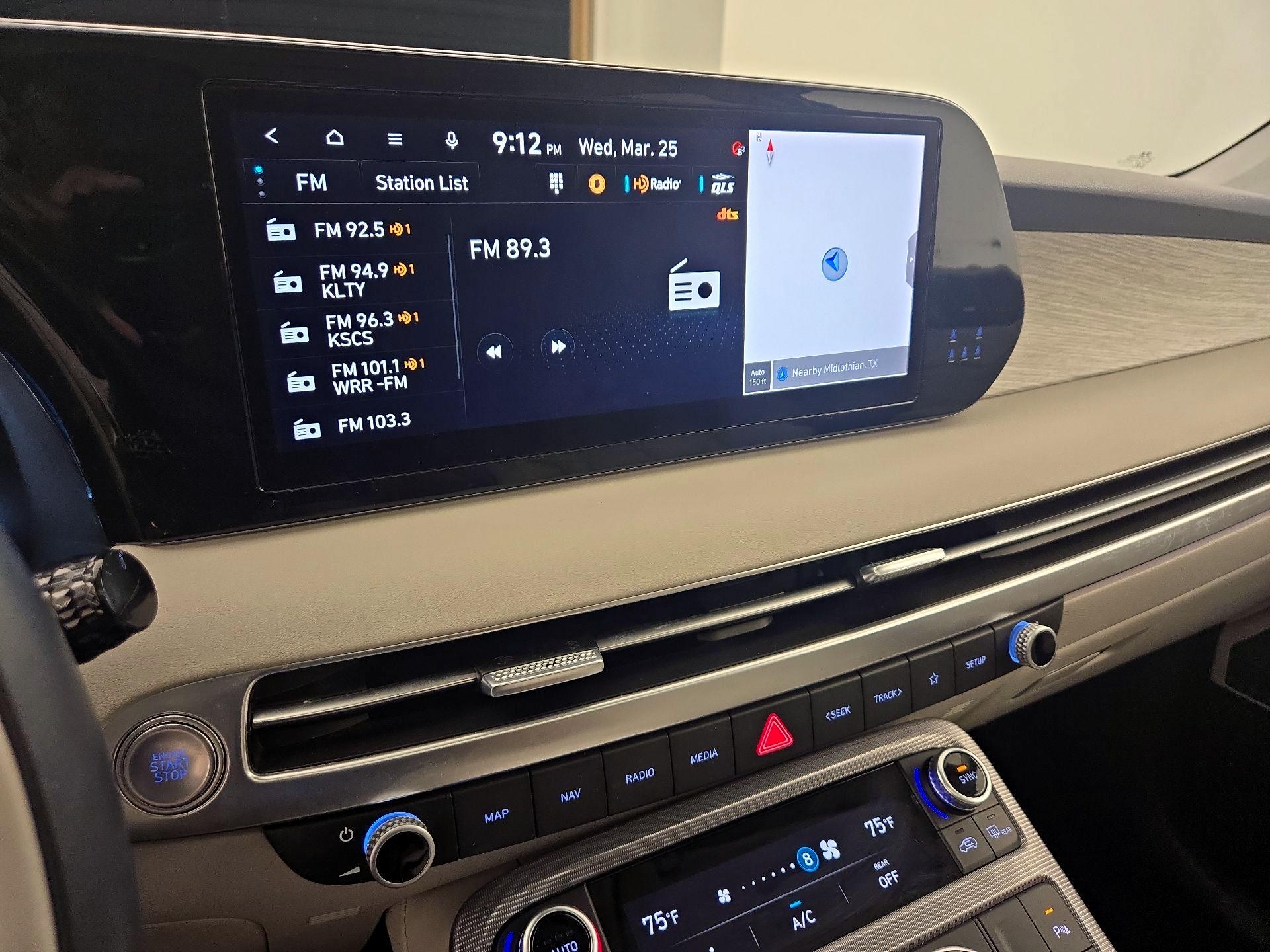 Thumbnail: 2023 Hyundai Palisade - 16