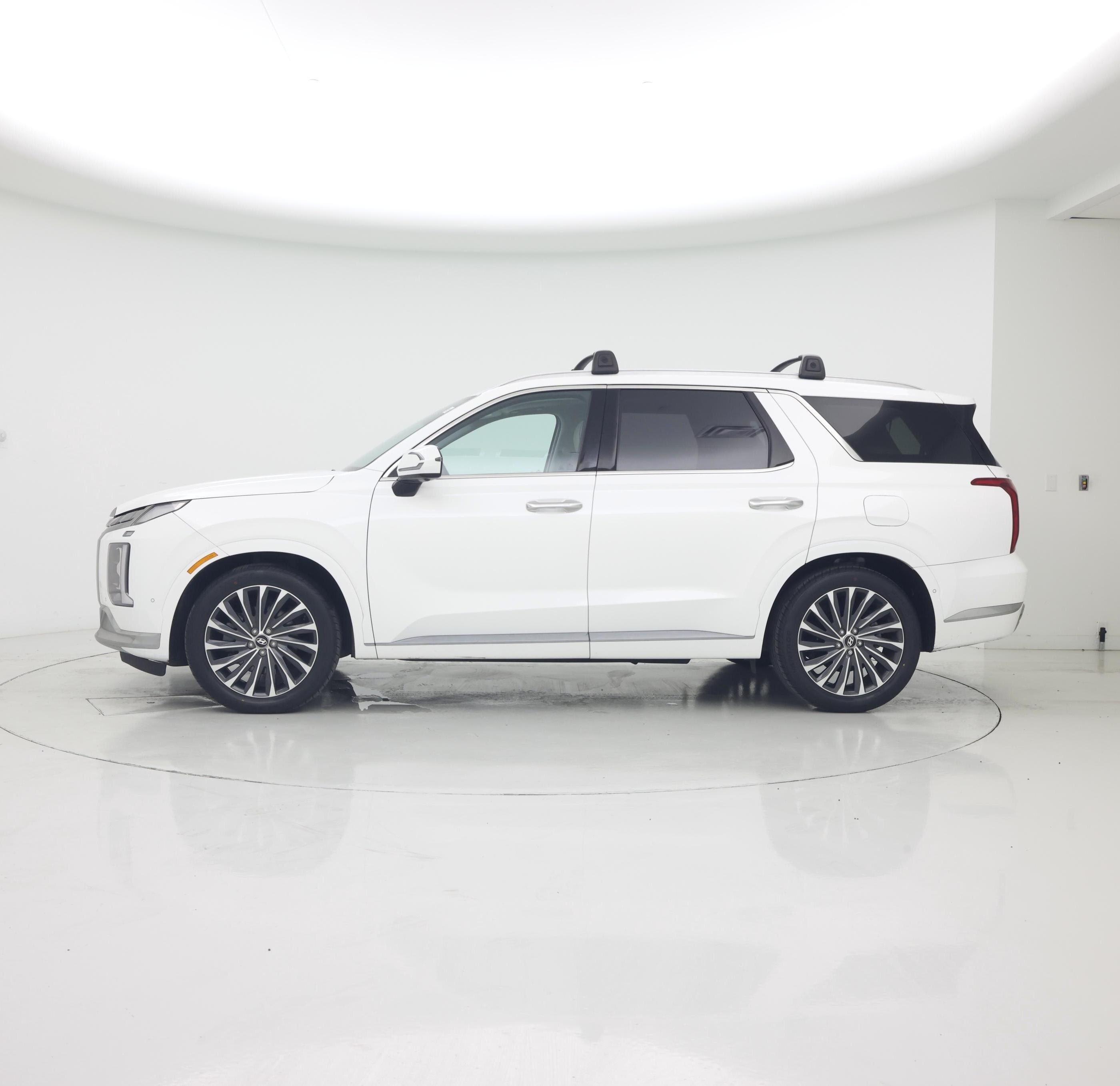Thumbnail: 2023 Hyundai Palisade - 3