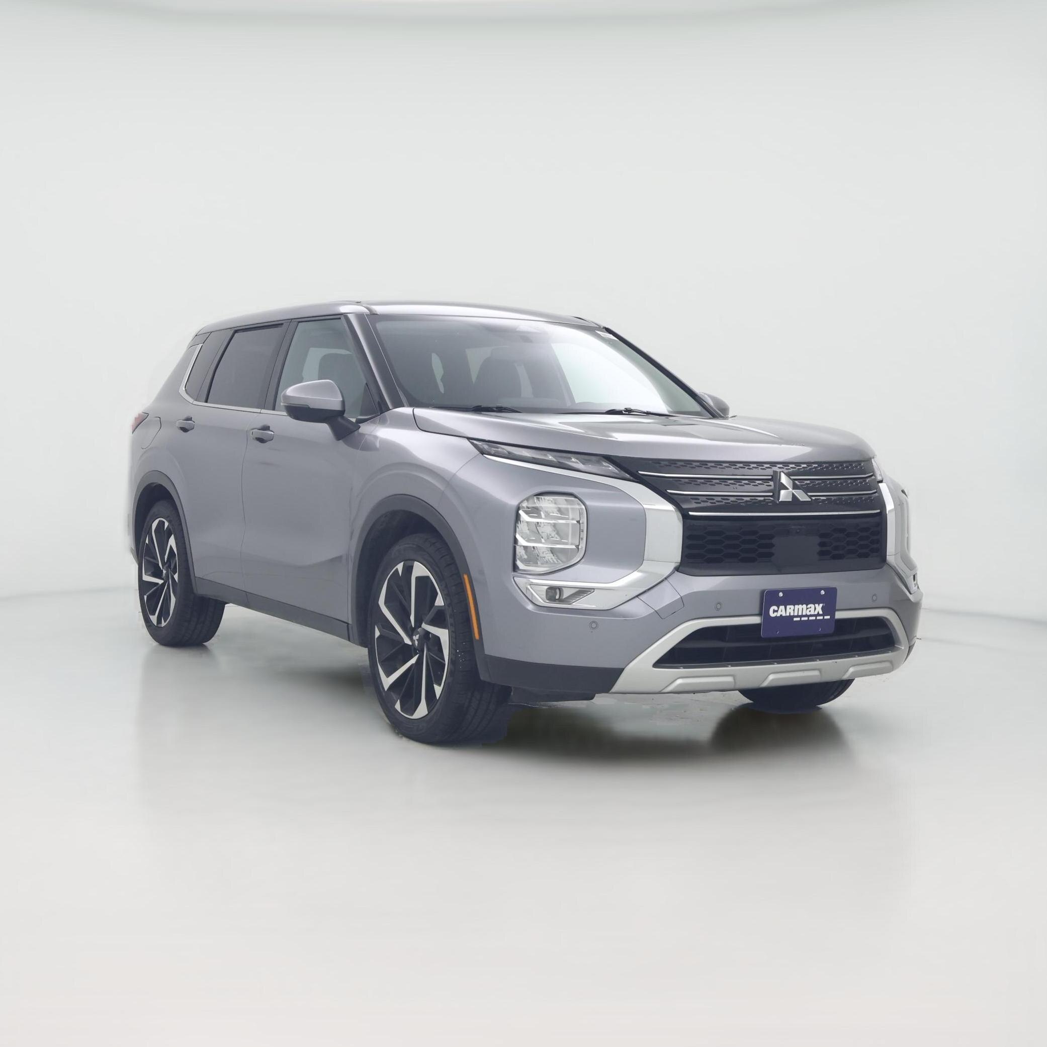 Thumbnail: 2024 Mitsubishi Outlander - 1