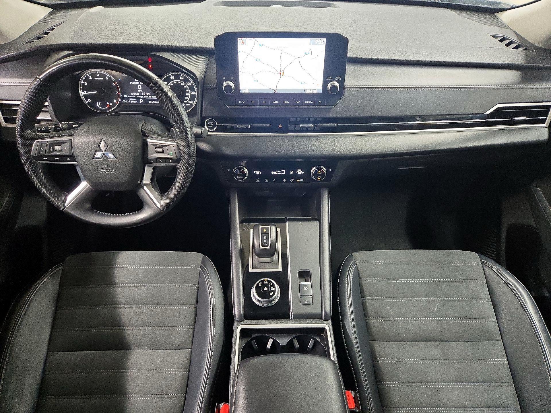 Thumbnail: 2024 Mitsubishi Outlander - 9