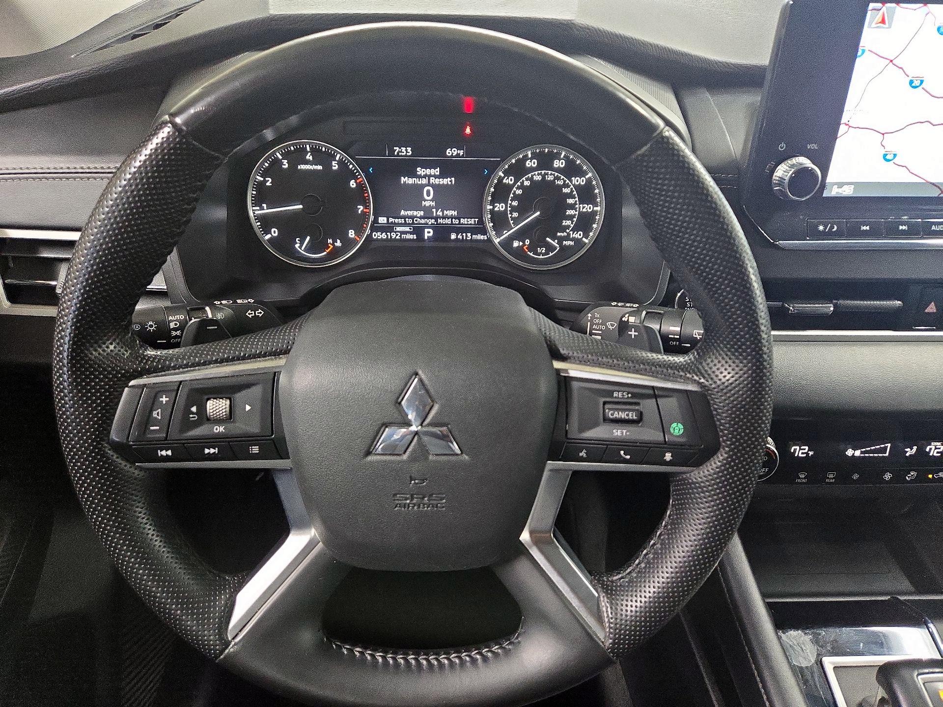 Thumbnail: 2024 Mitsubishi Outlander - 10