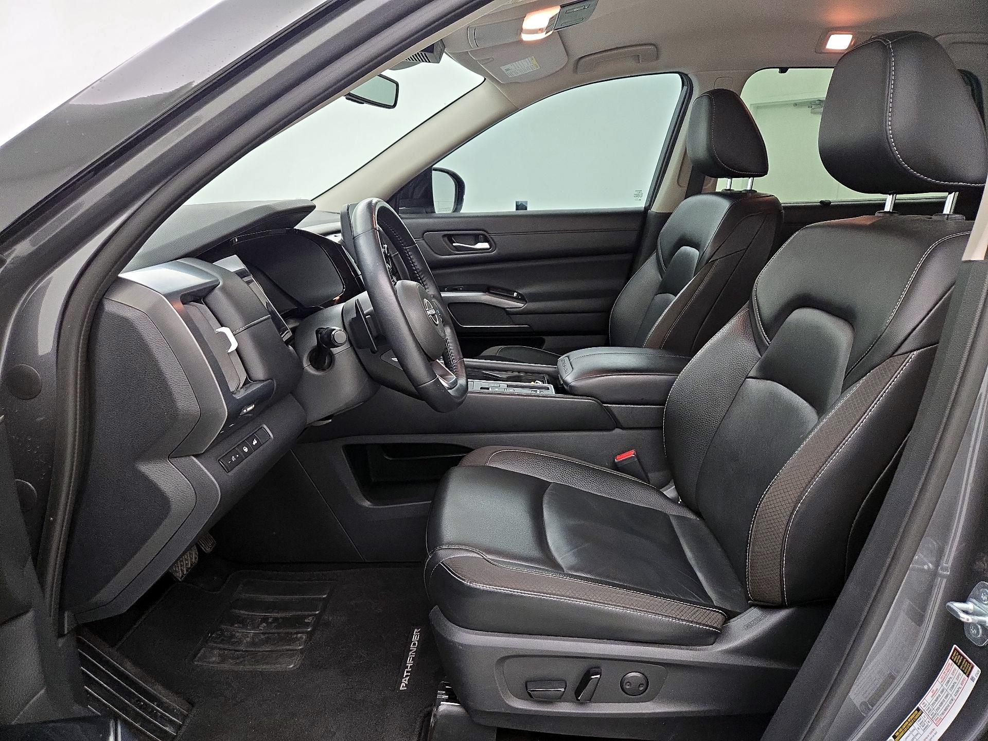 Thumbnail: 2023 Nissan Pathfinder - 11