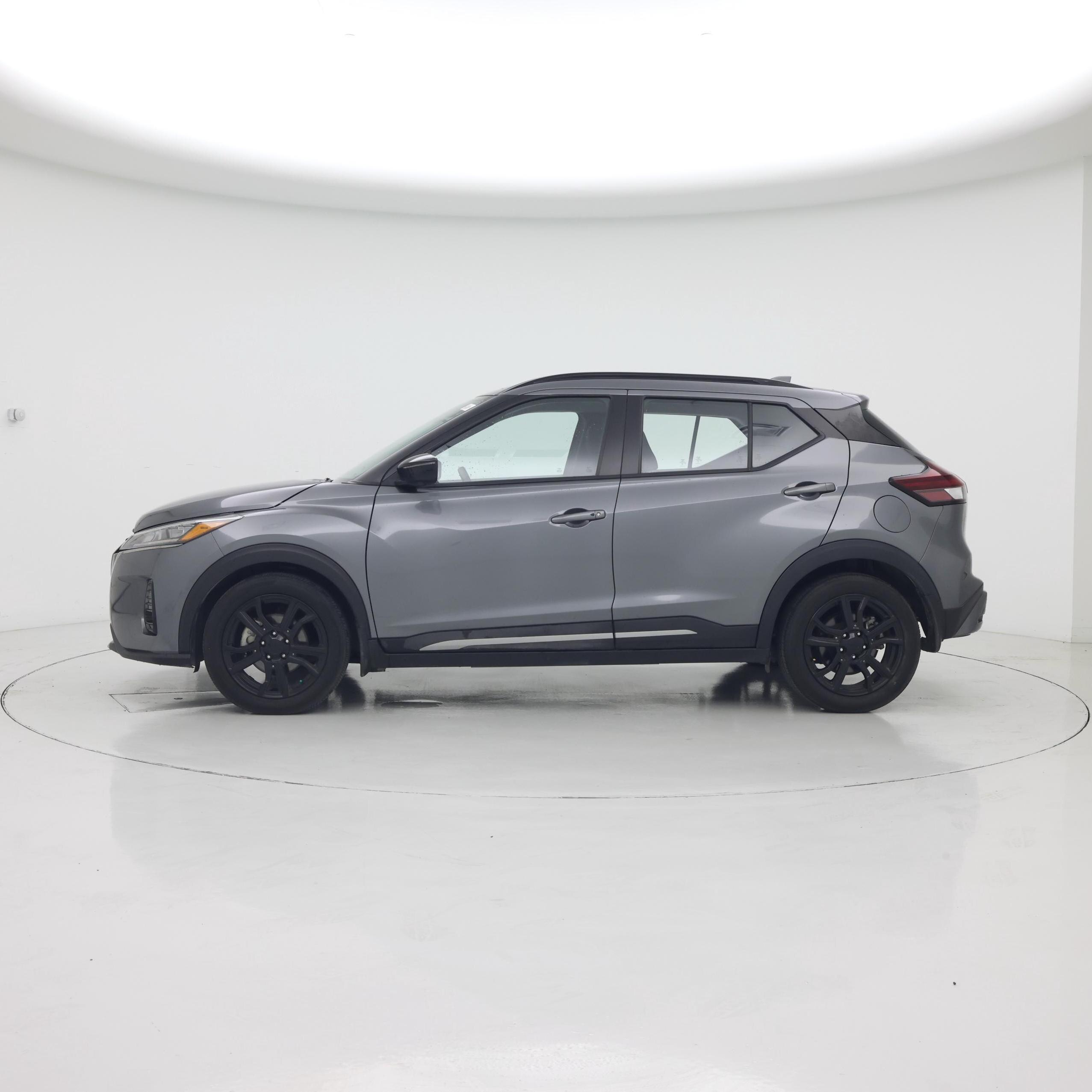 Thumbnail: 2024 Nissan Kicks - 3