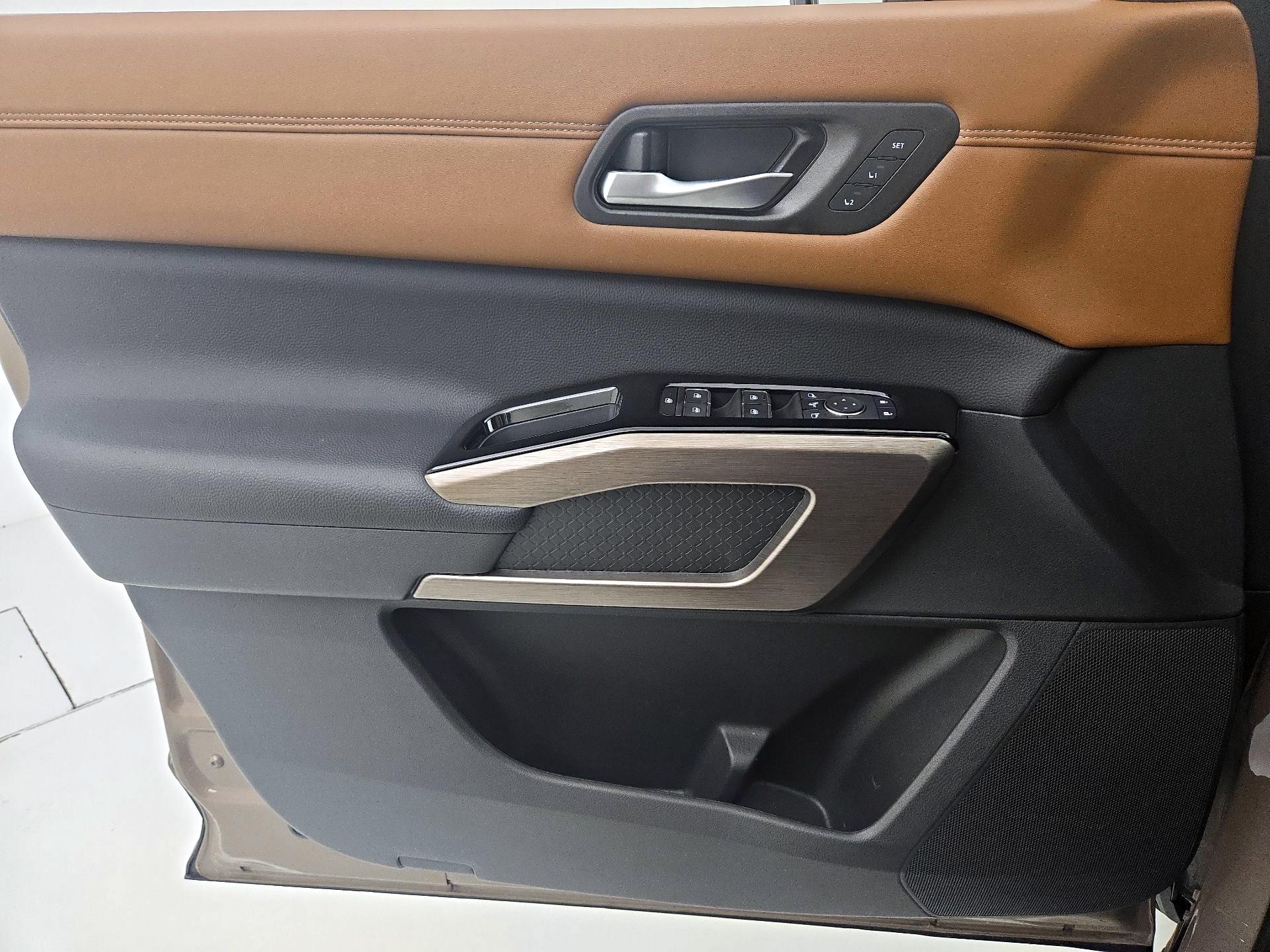 Thumbnail: 2024 Nissan Pathfinder - 12