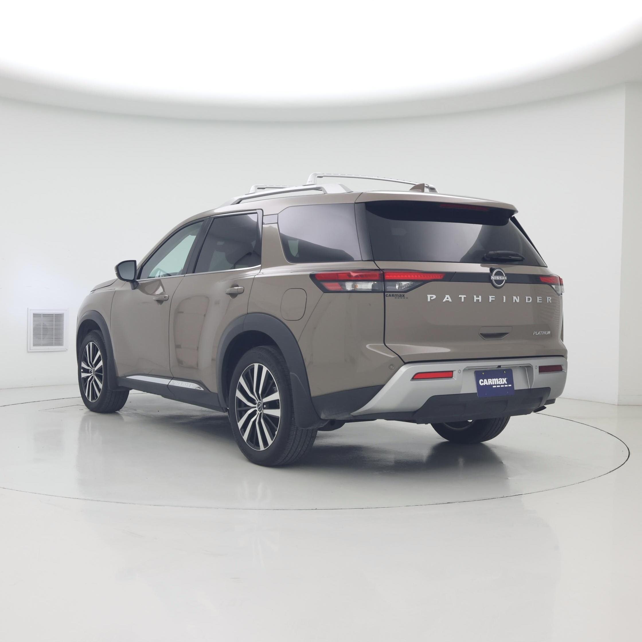 Thumbnail: 2024 Nissan Pathfinder - 2