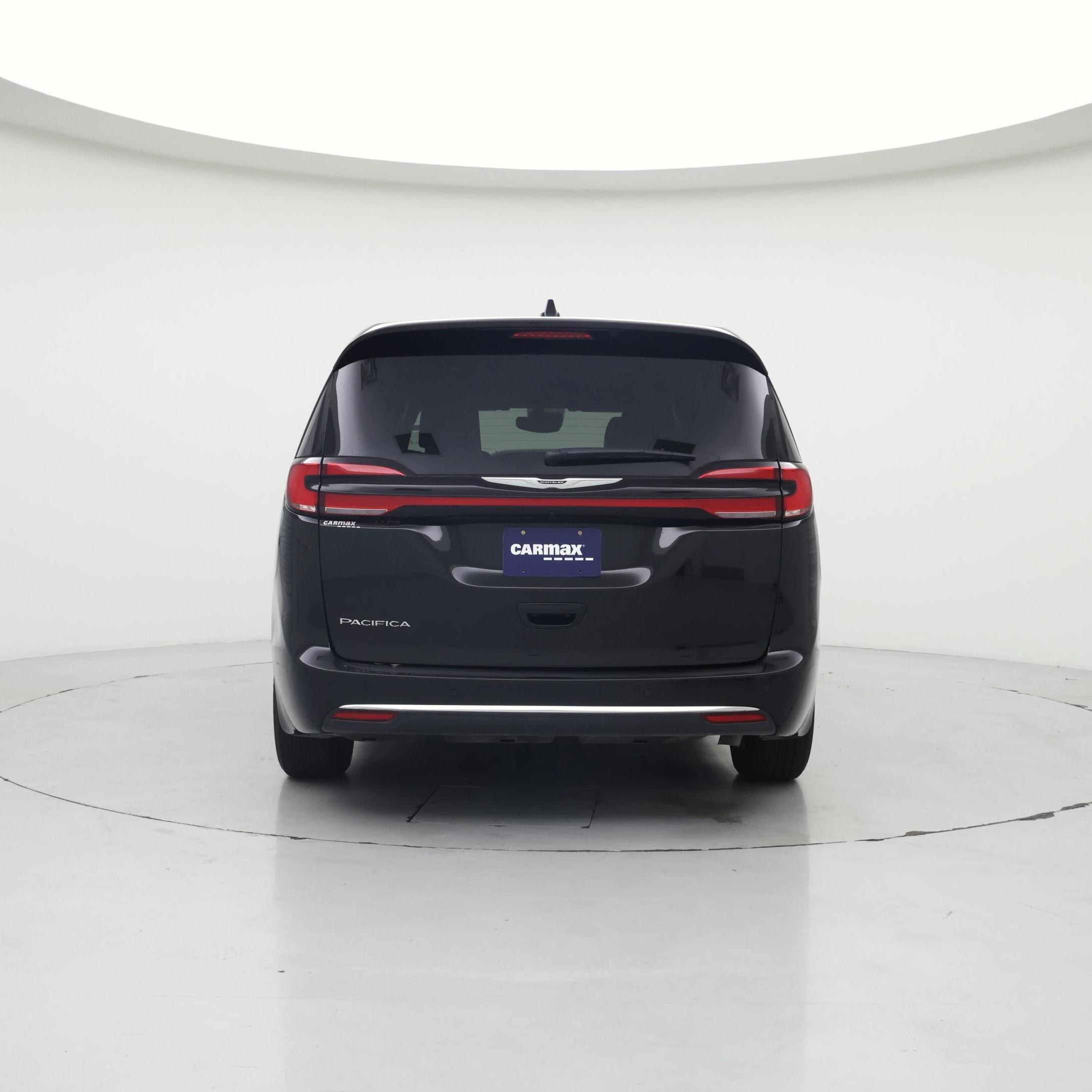 Thumbnail: 2025 Chrysler Pacifica - 6