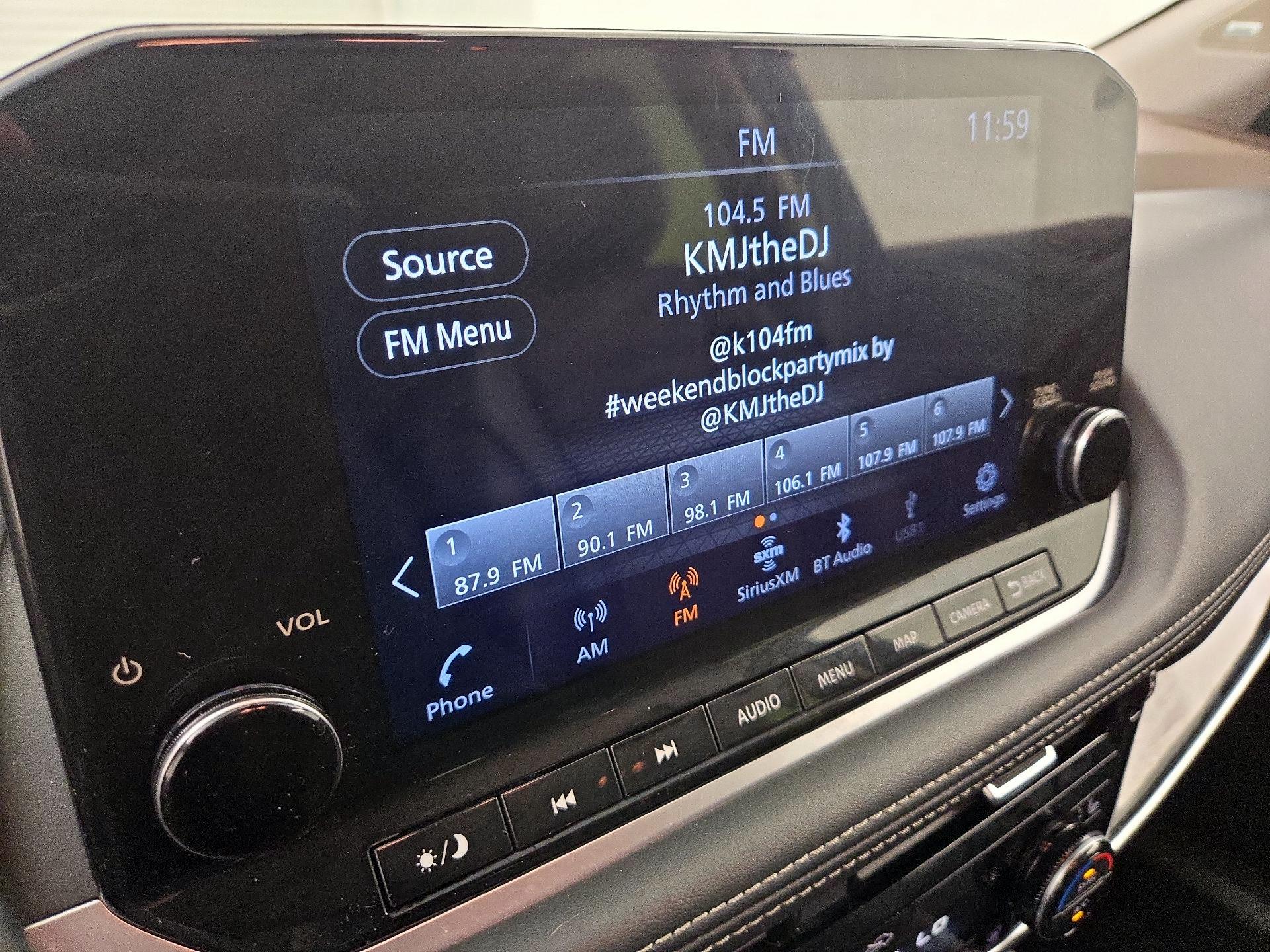 Thumbnail: 2023 Nissan Rogue - 15