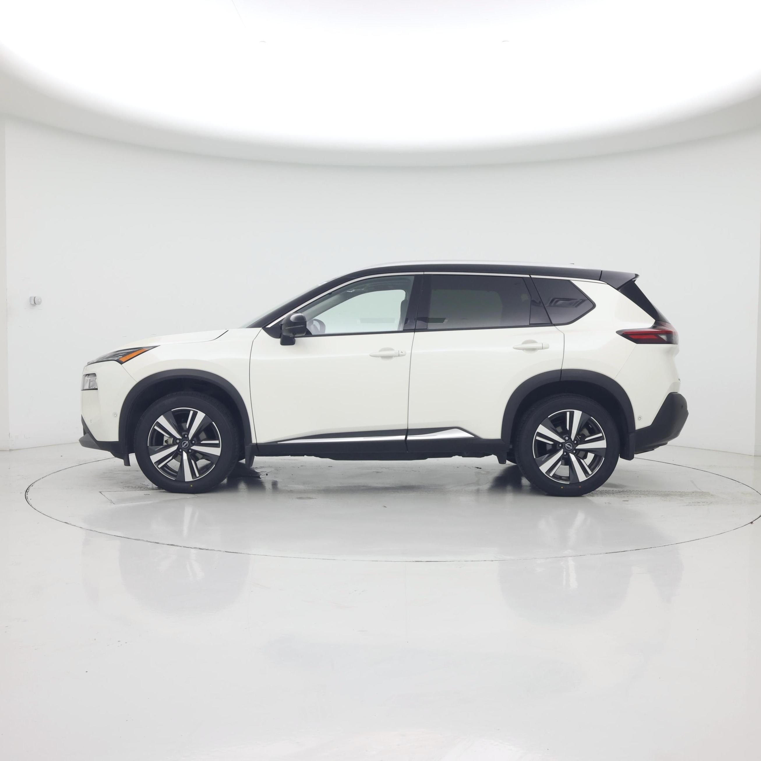 Thumbnail: 2023 Nissan Rogue - 3