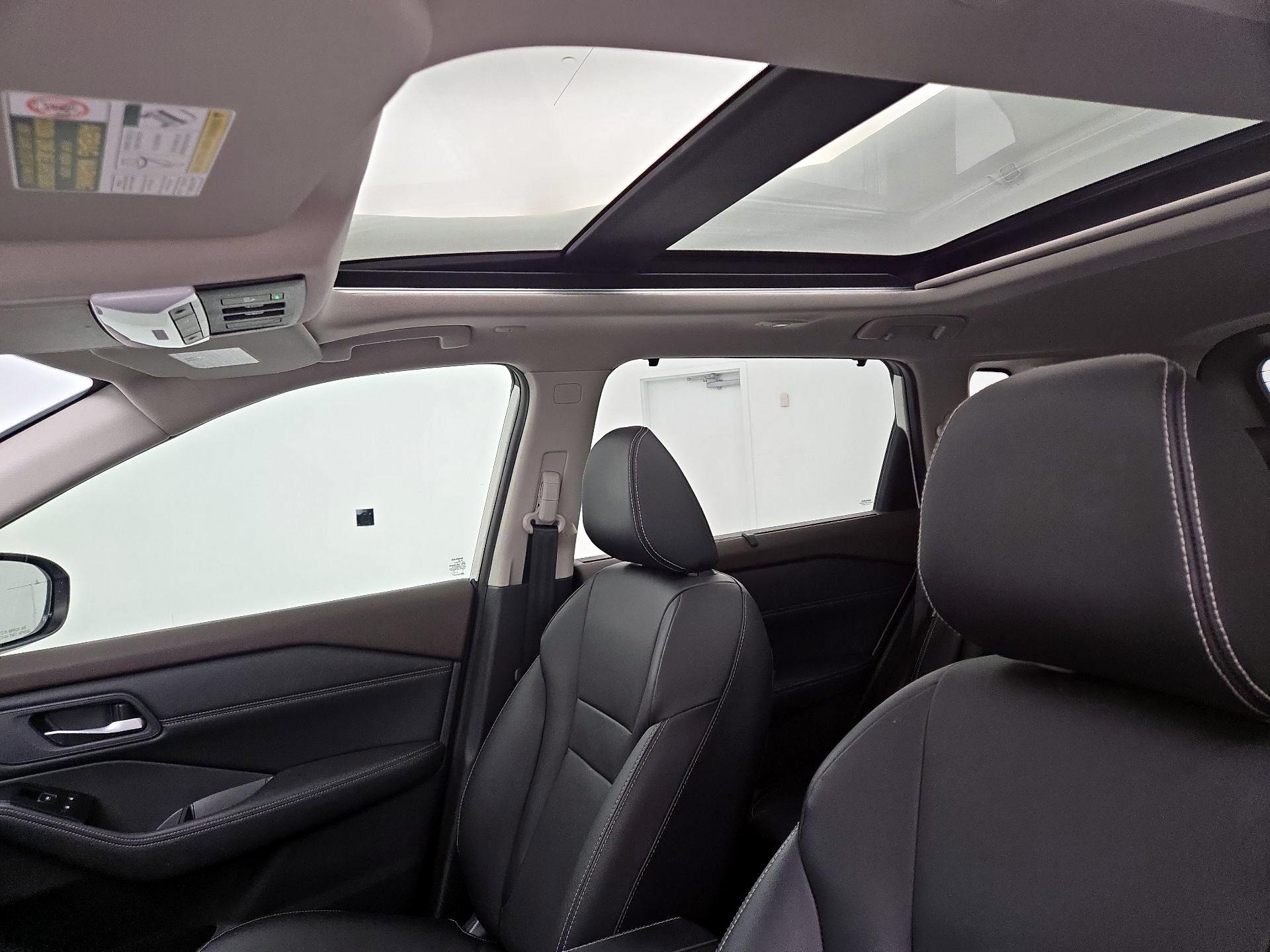 Thumbnail: 2023 Nissan Rogue - 20