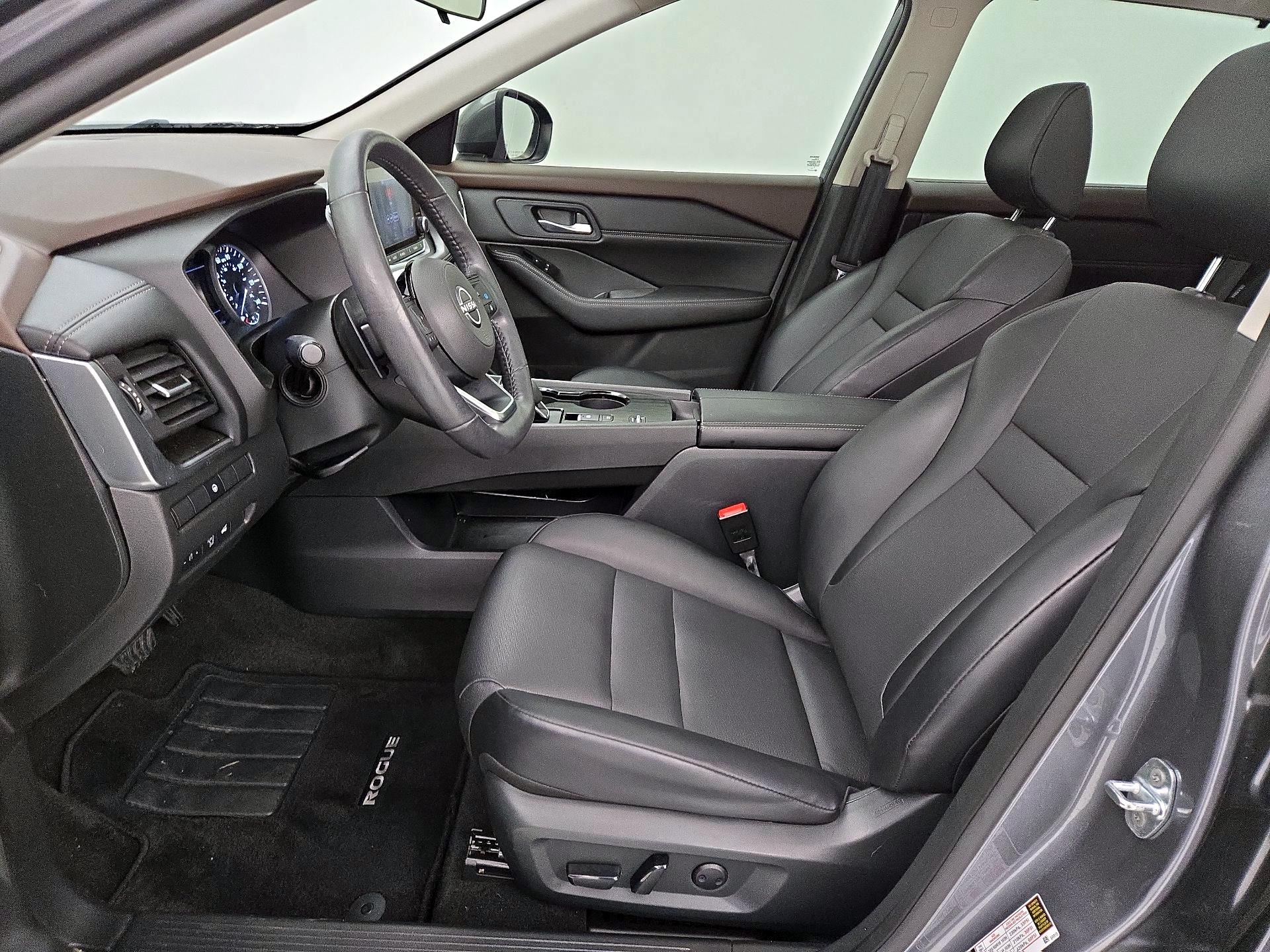 Thumbnail: 2023 Nissan Rogue - 11
