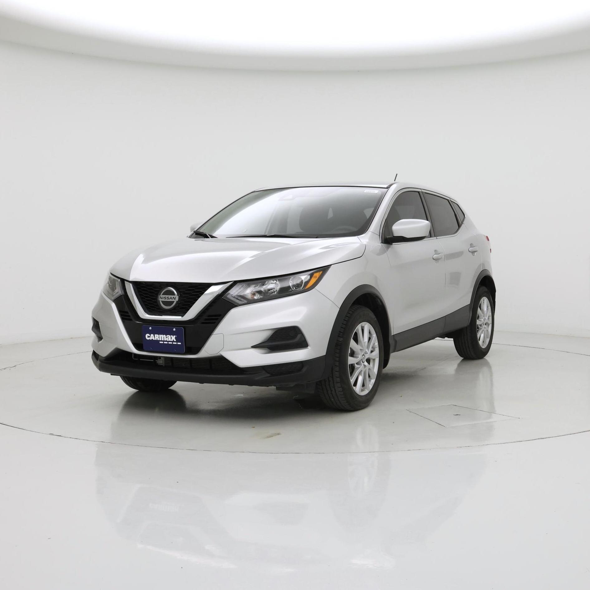 Thumbnail: 2021 Nissan Rogue Sport - 4