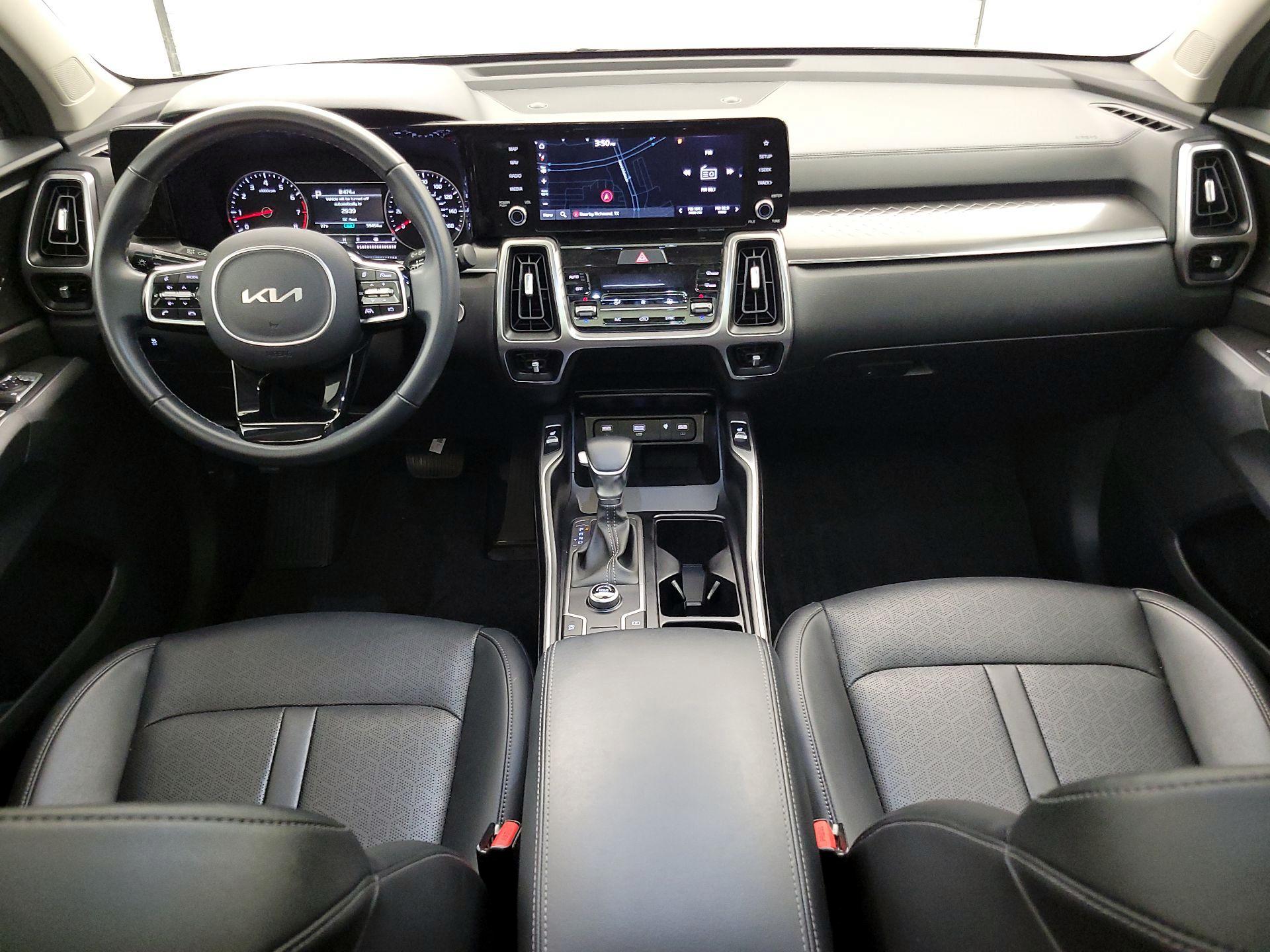 Thumbnail: 2023 Kia Sorento - 9