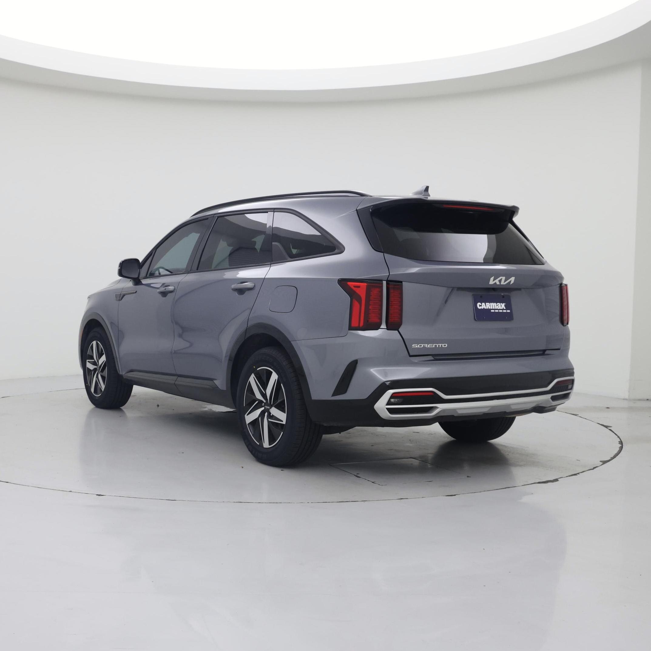 Thumbnail: 2023 Kia Sorento - 2