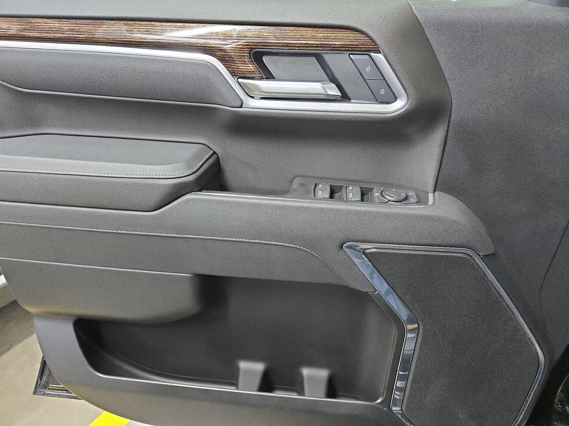 Thumbnail: 2025 GMC Sierra 1500 - 12