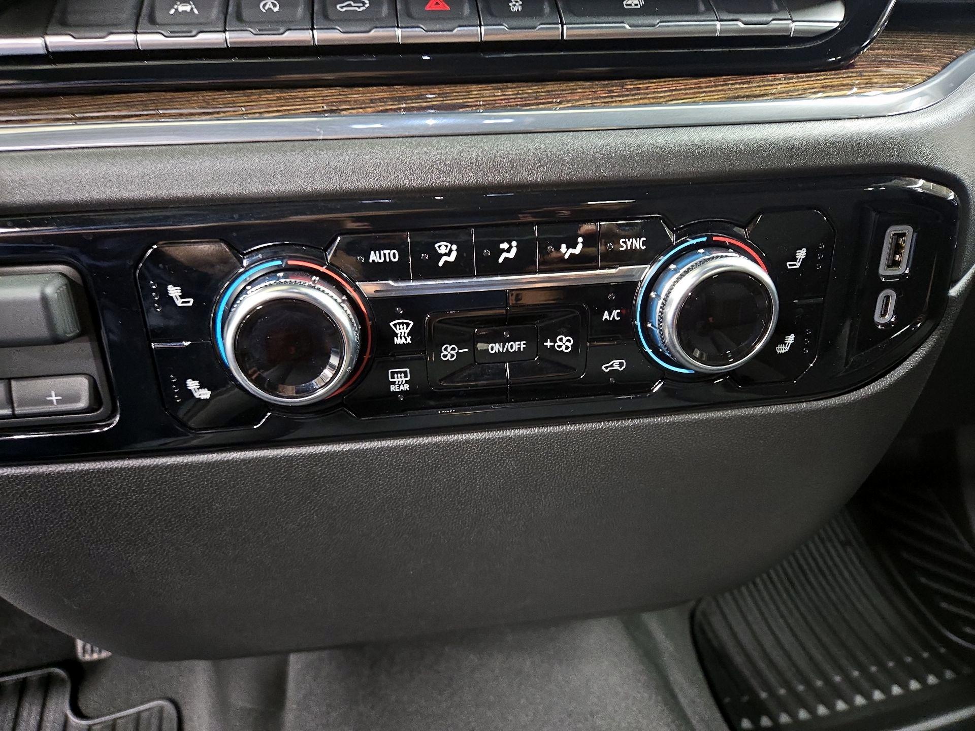 Thumbnail: 2025 GMC Sierra 1500 - 17