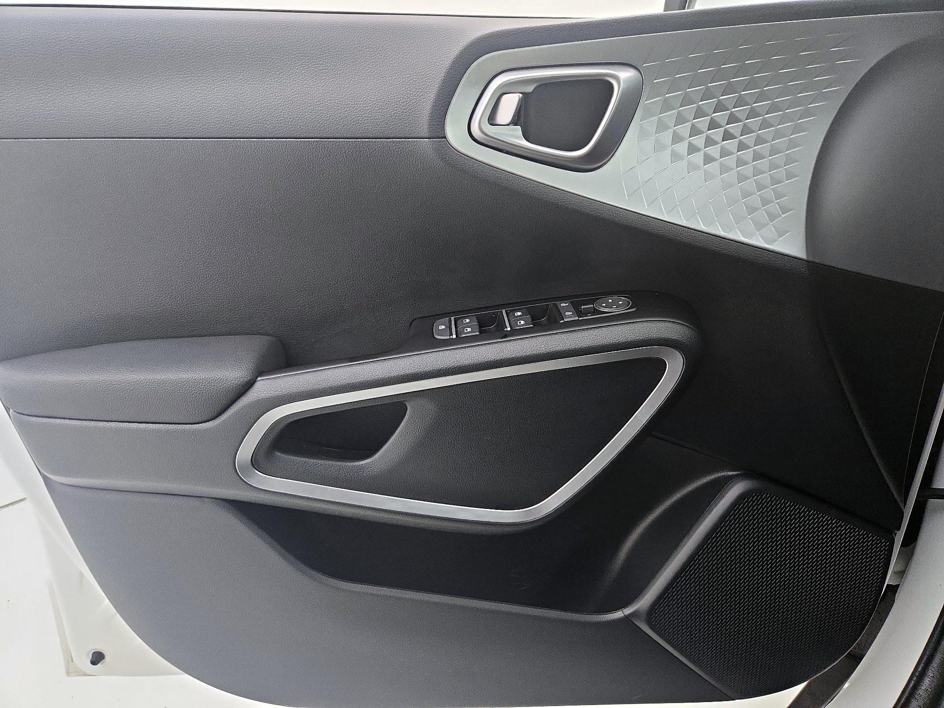 Thumbnail: 2025 Kia Soul - 12