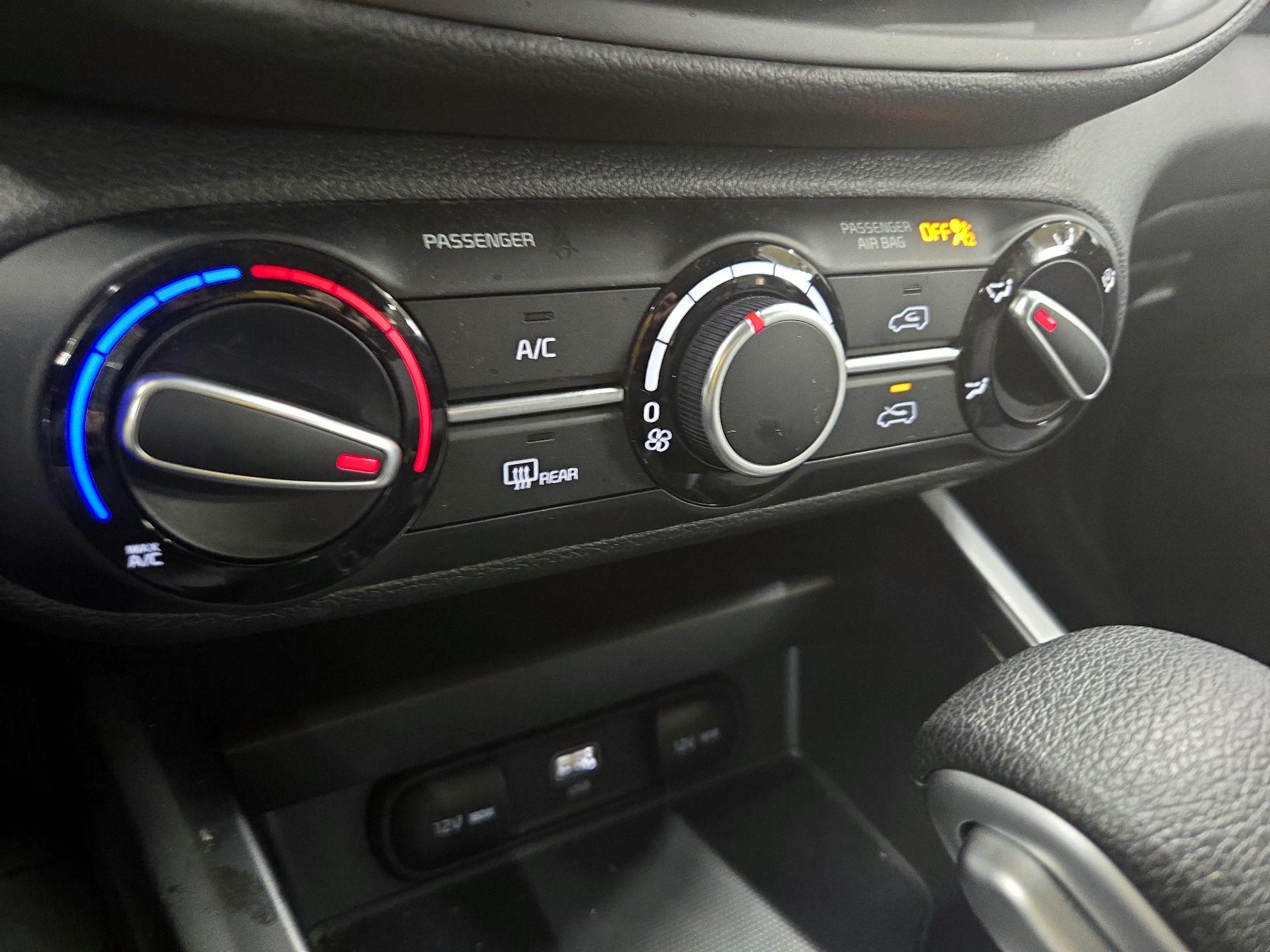 Thumbnail: 2025 Kia Soul - 16