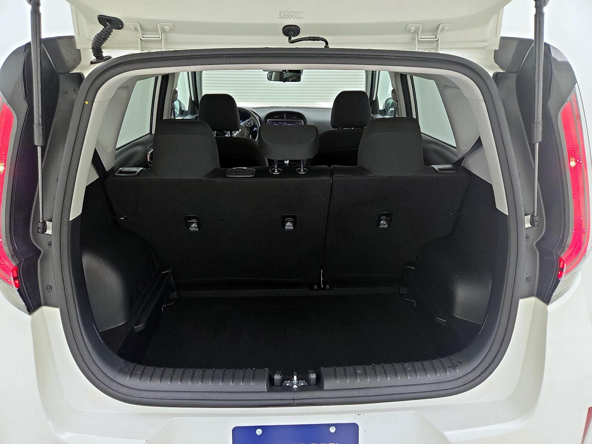 Thumbnail: 2025 Kia Soul - 20