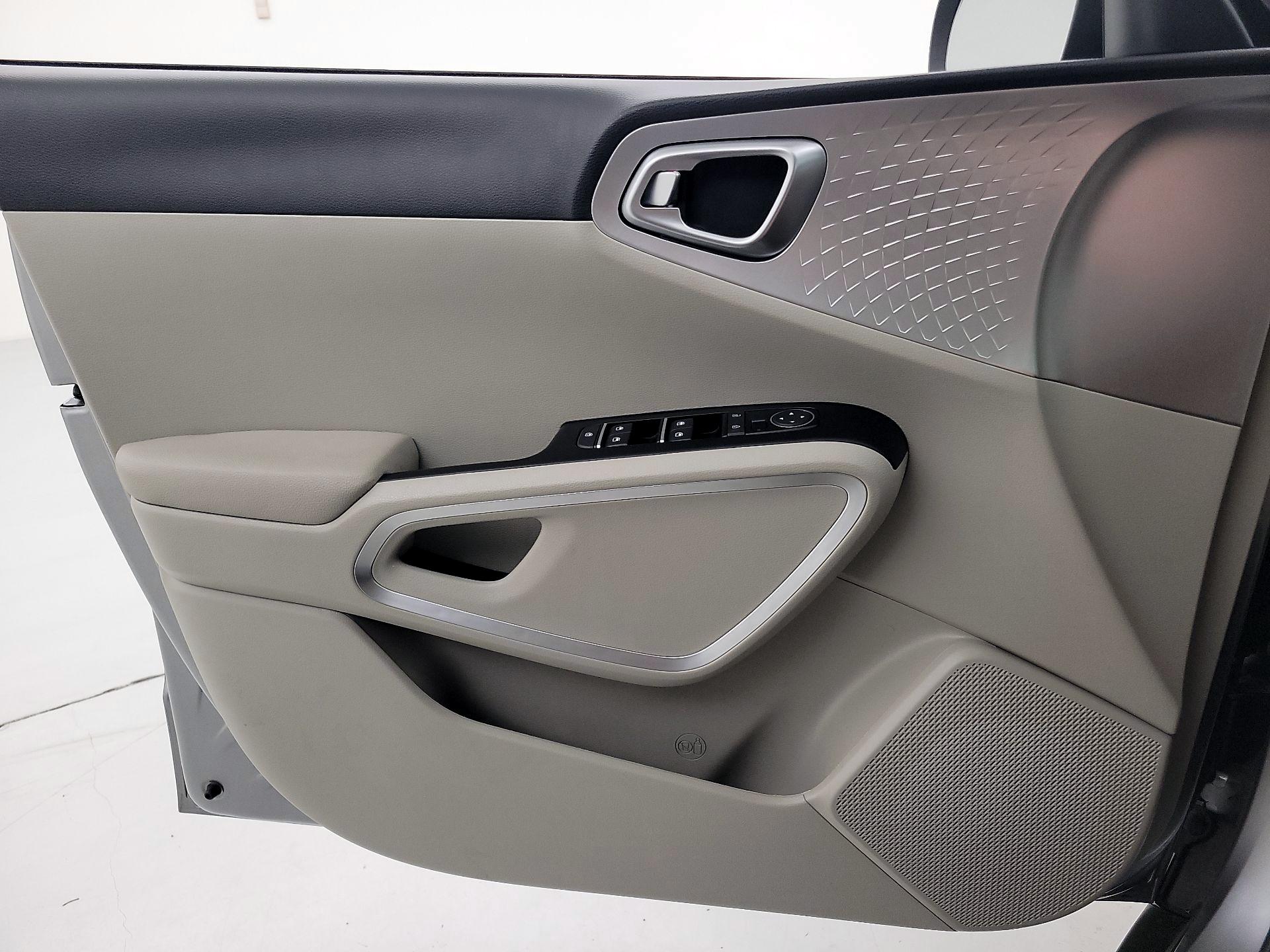 Thumbnail: 2025 Kia Soul - 12