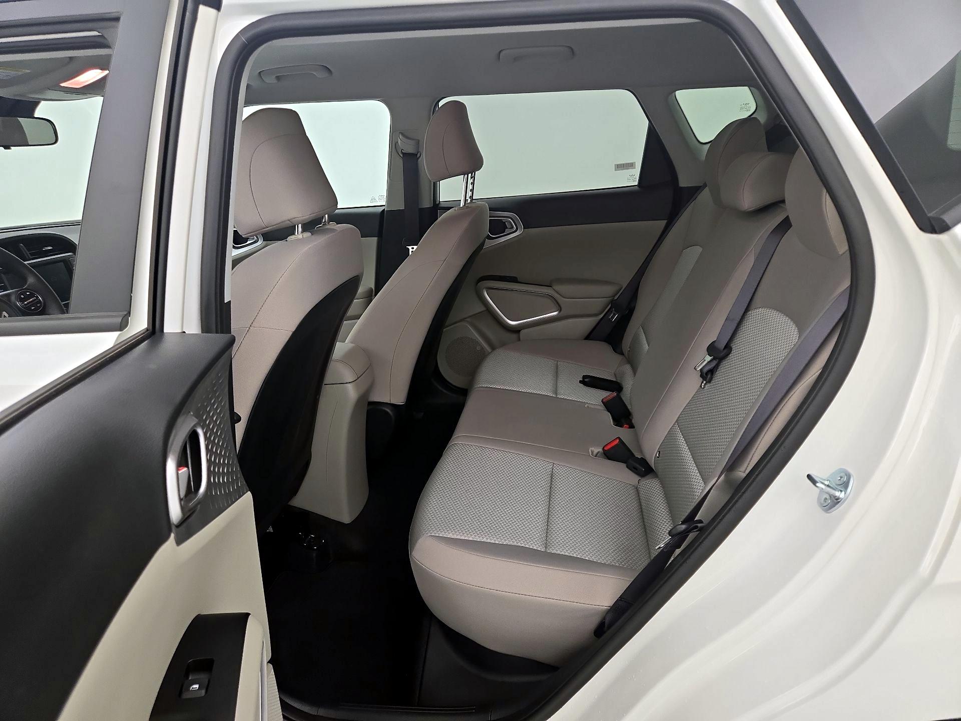 Thumbnail: 2025 Kia Soul - 19