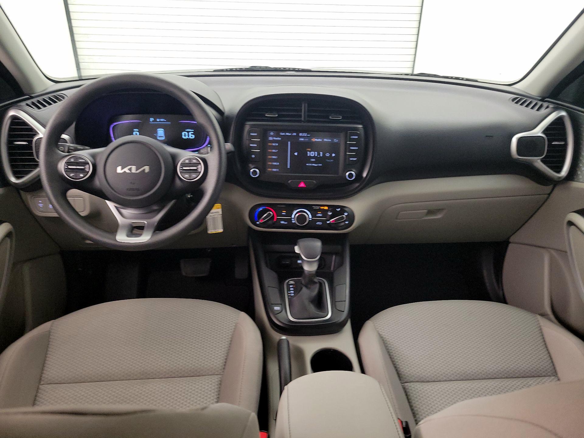 Thumbnail: 2024 Kia Soul - 9