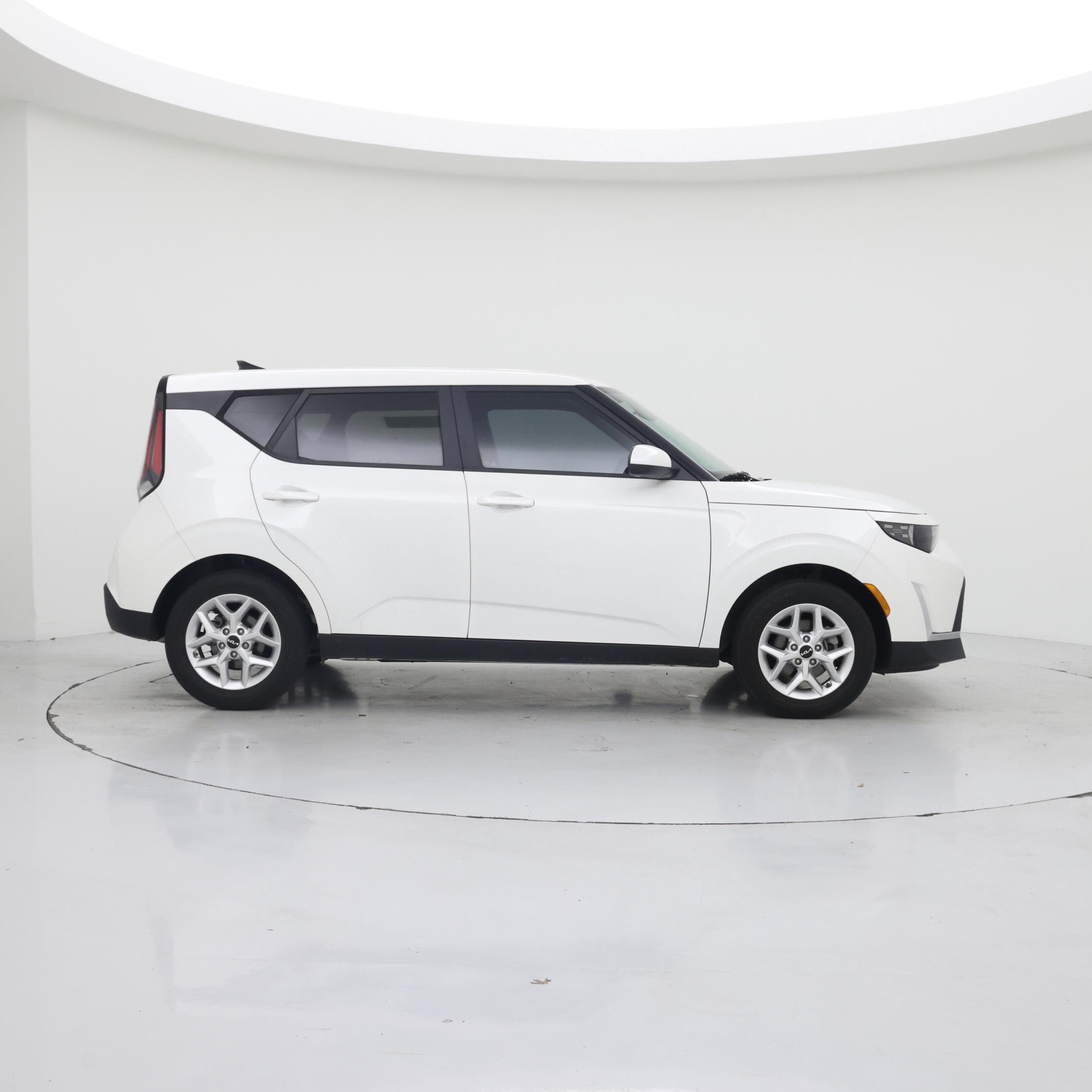 Thumbnail: 2024 Kia Soul - 7