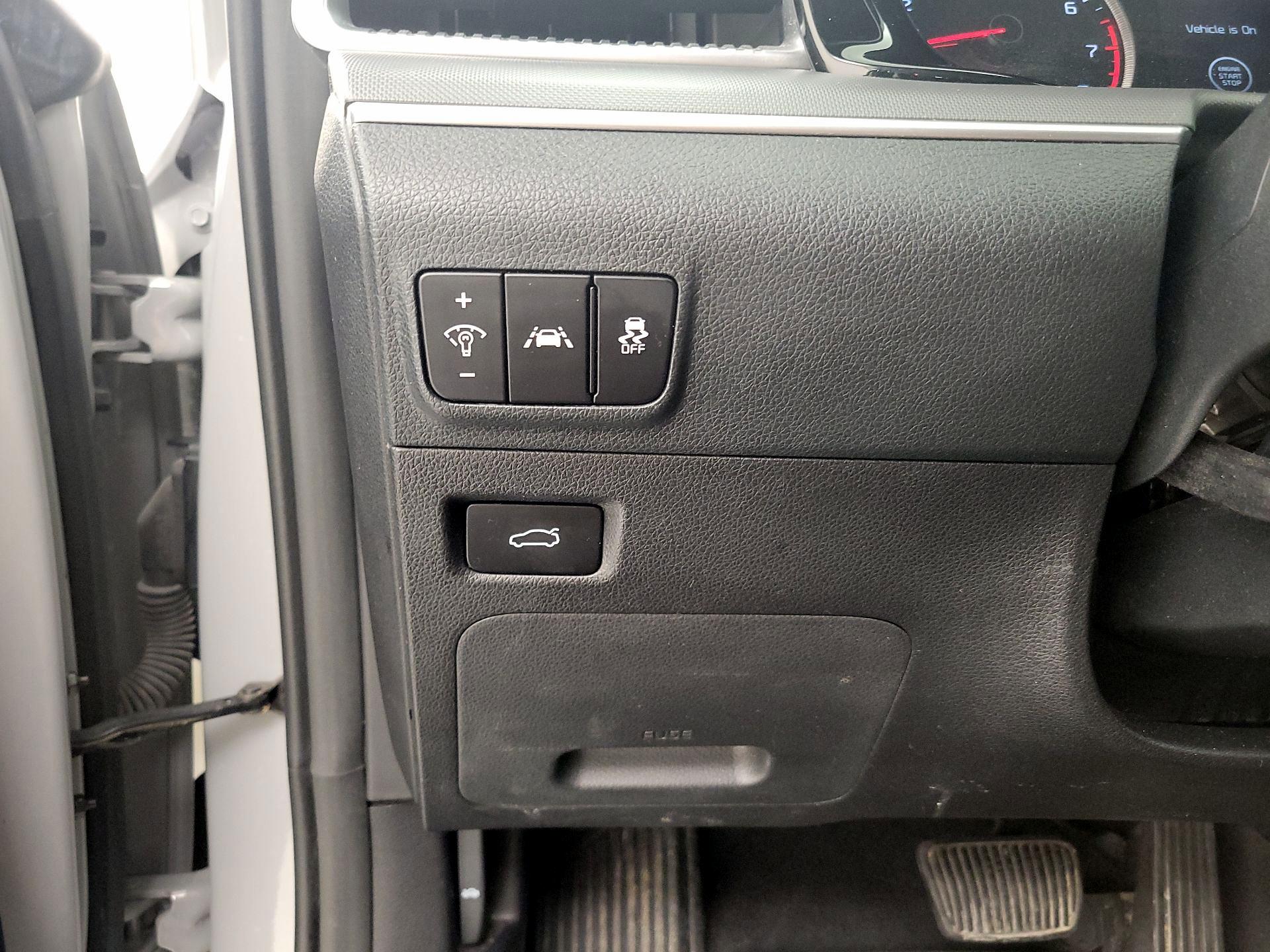 Thumbnail: 2022 Kia K5 - 13