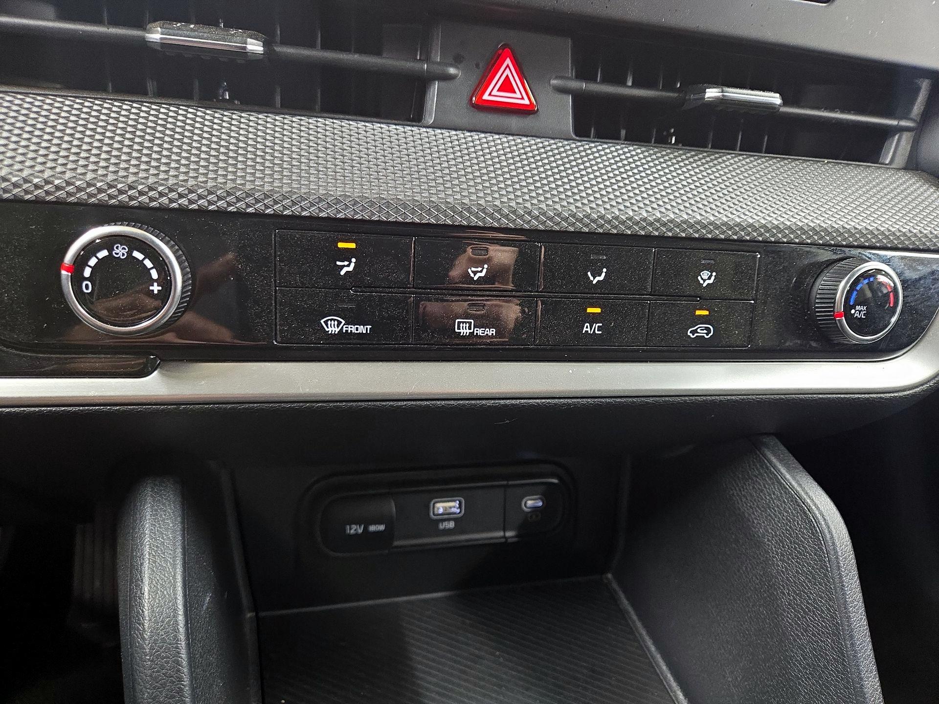 Thumbnail: 2024 Kia Sportage - 15