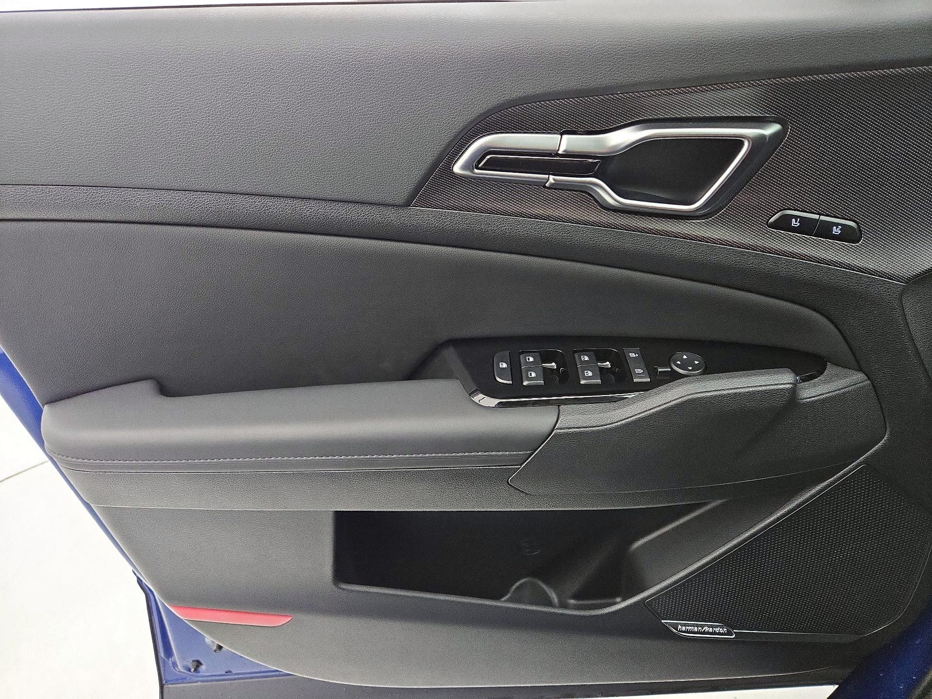 Thumbnail: 2025 Kia Sportage - 12