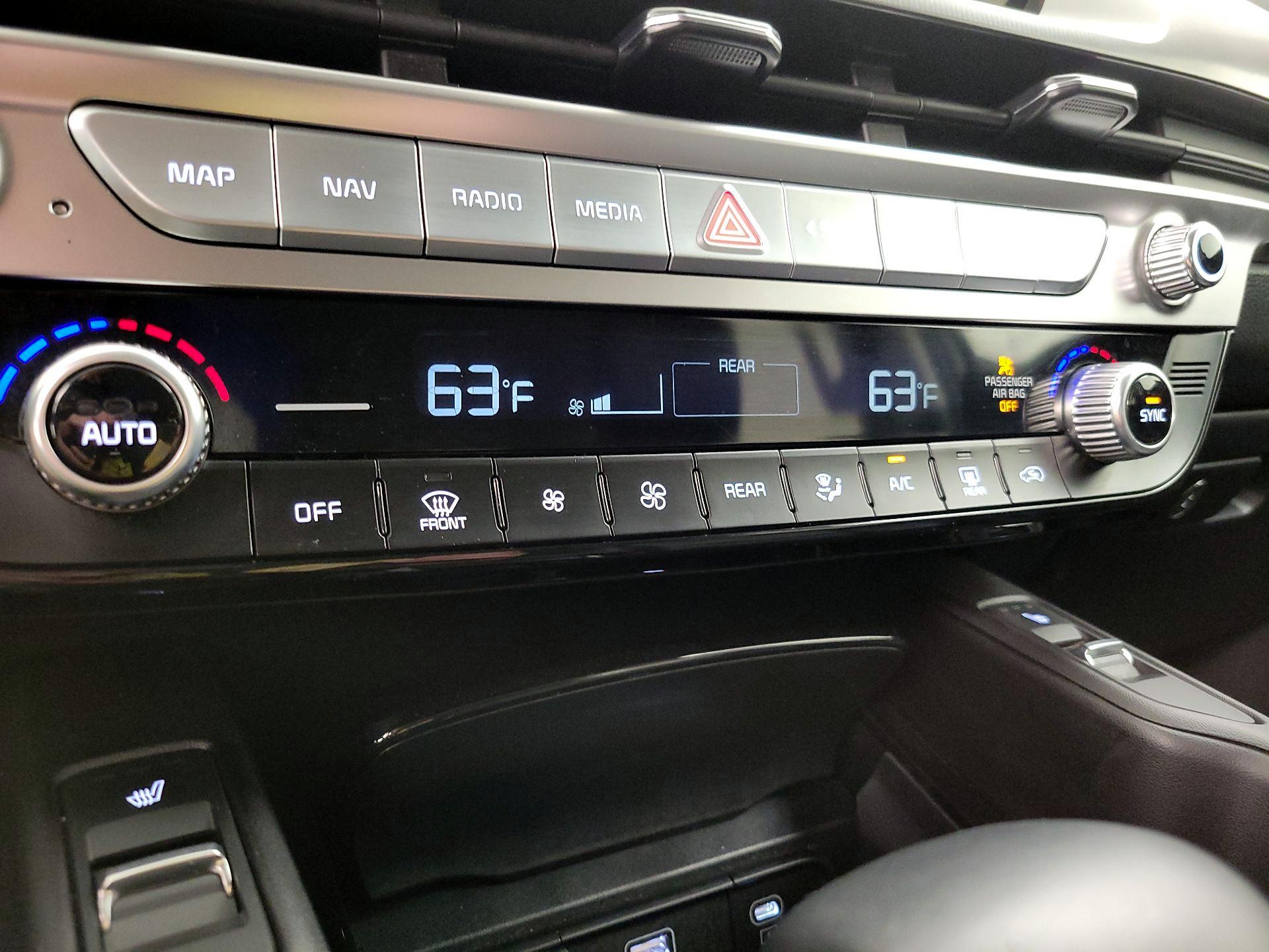 Thumbnail: 2025 Kia Telluride - 17