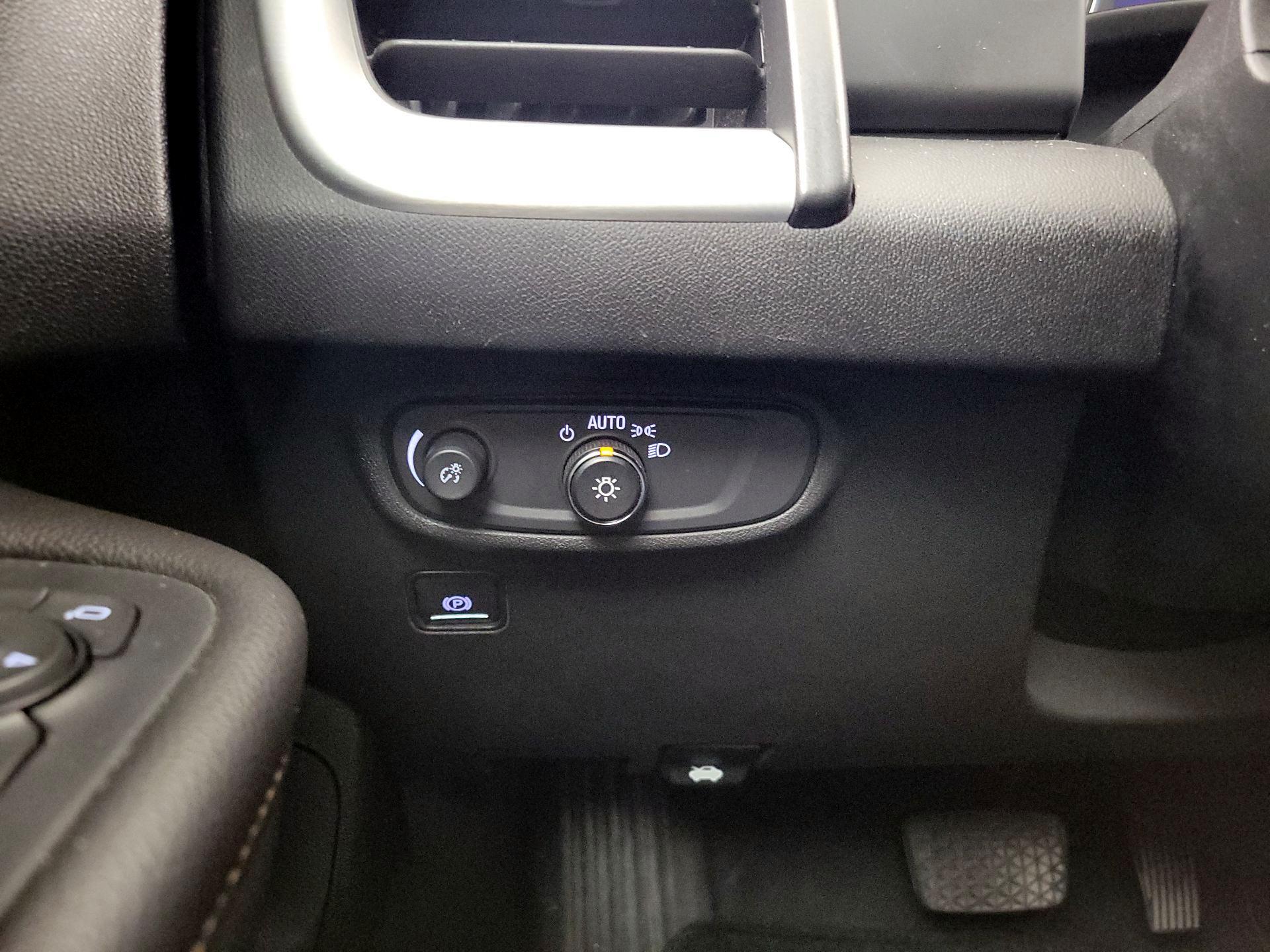 Thumbnail: 2020 GMC Terrain - 13