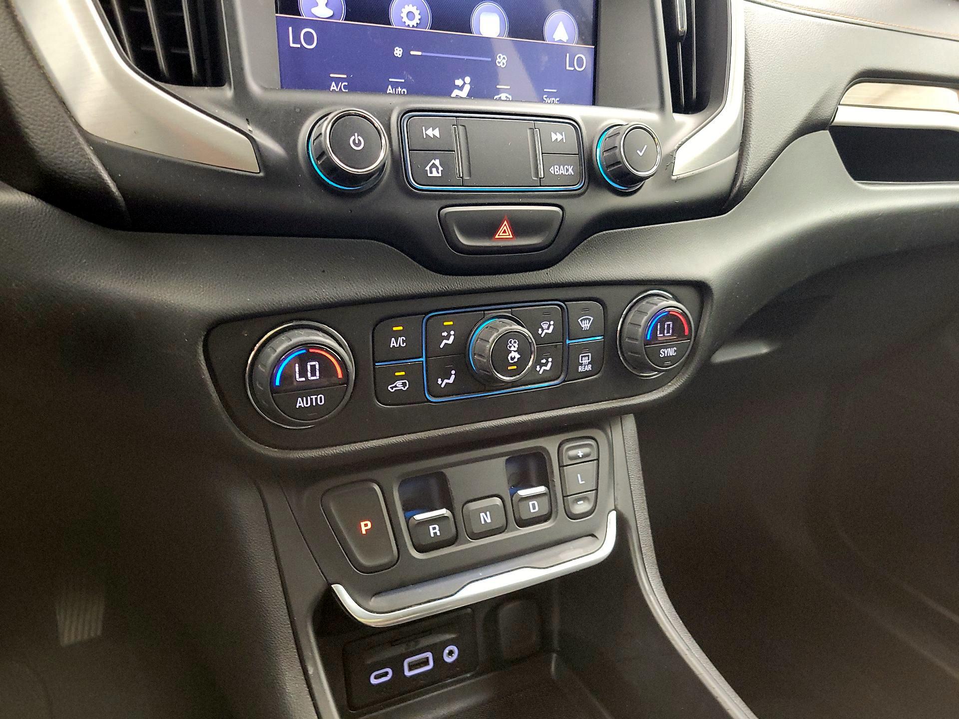 Thumbnail: 2020 GMC Terrain - 17