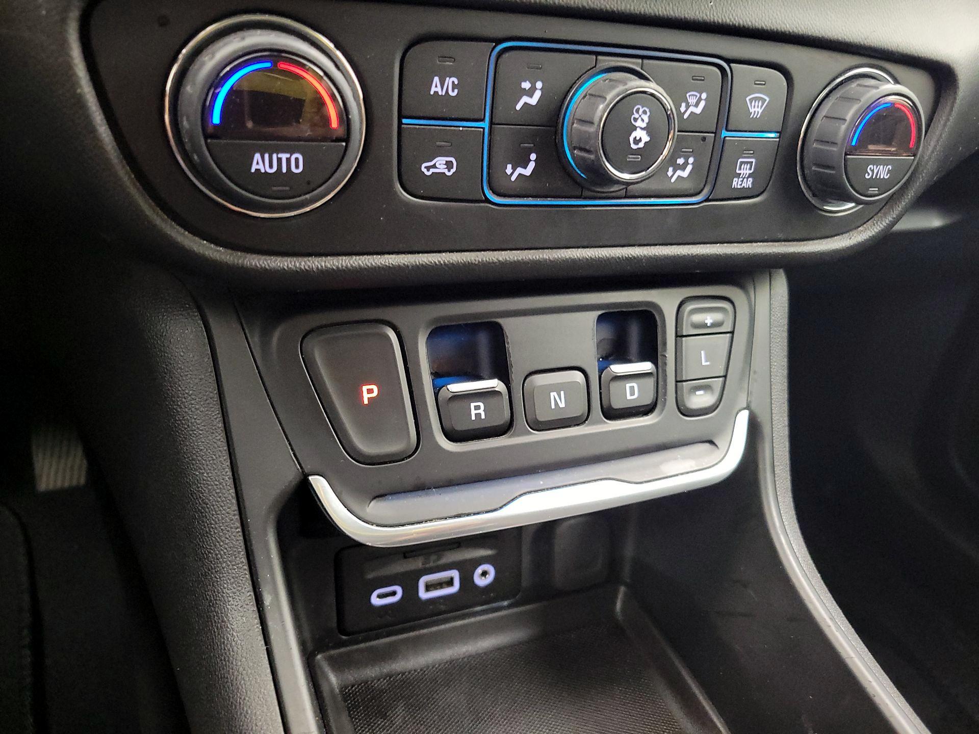 Thumbnail: 2020 GMC Terrain - 18