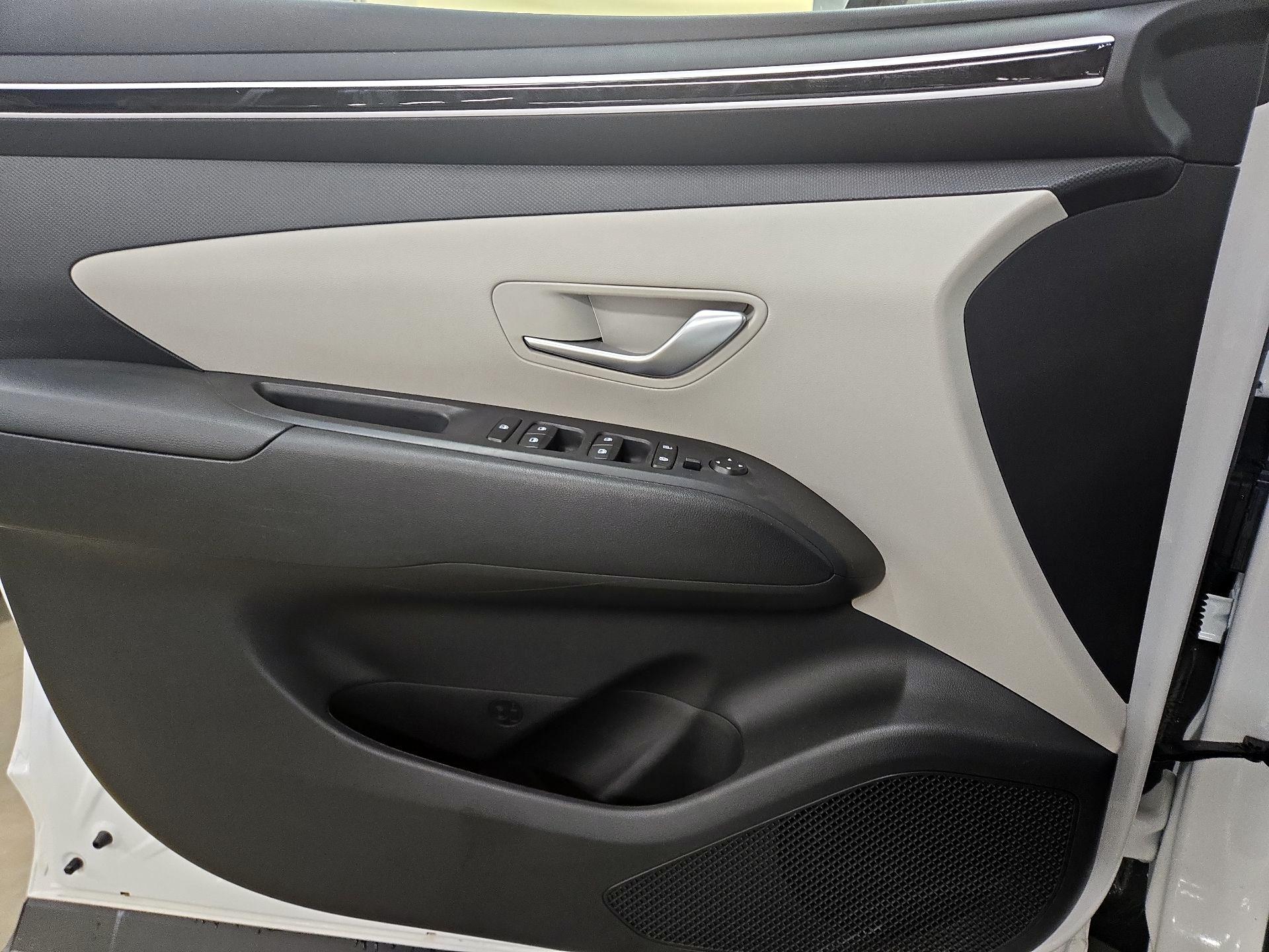 Thumbnail: 2024 Hyundai Tucson - 12