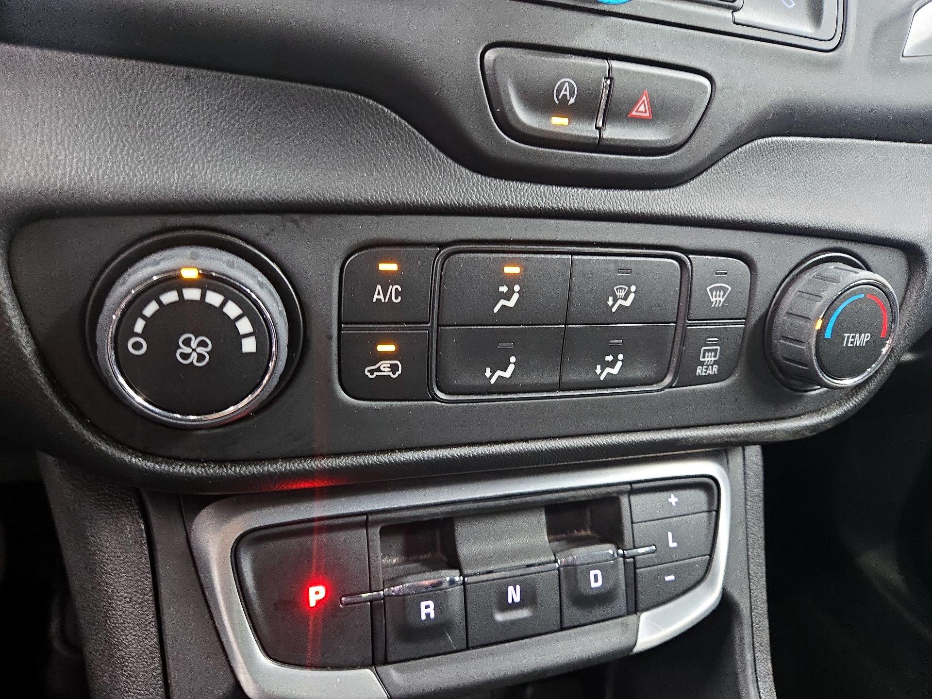 Thumbnail: 2024 GMC Terrain - 15