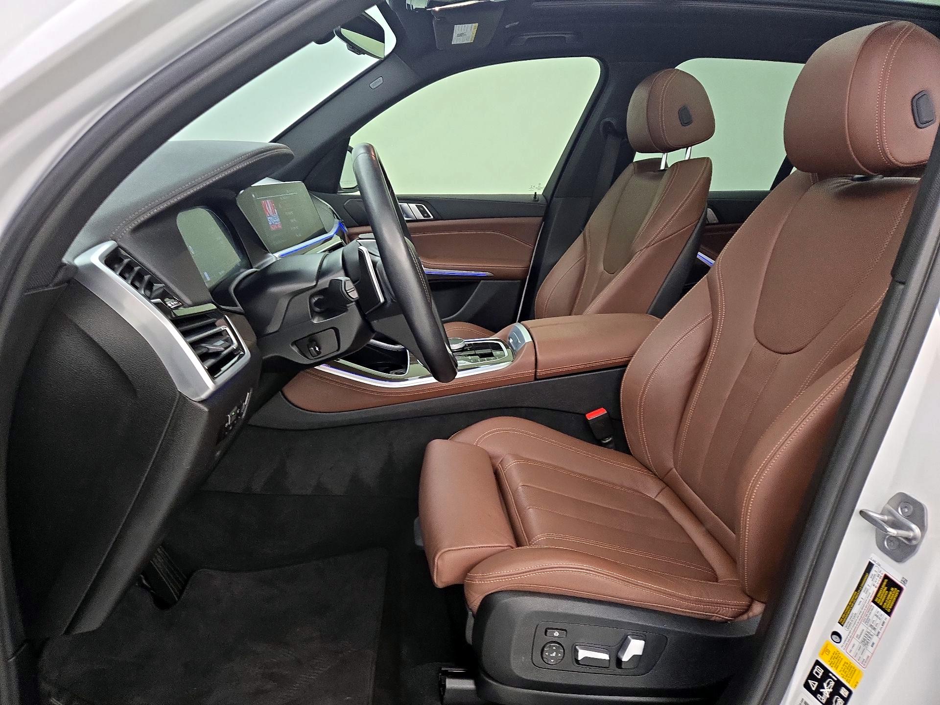 Thumbnail: 2022 BMW X5 - 11