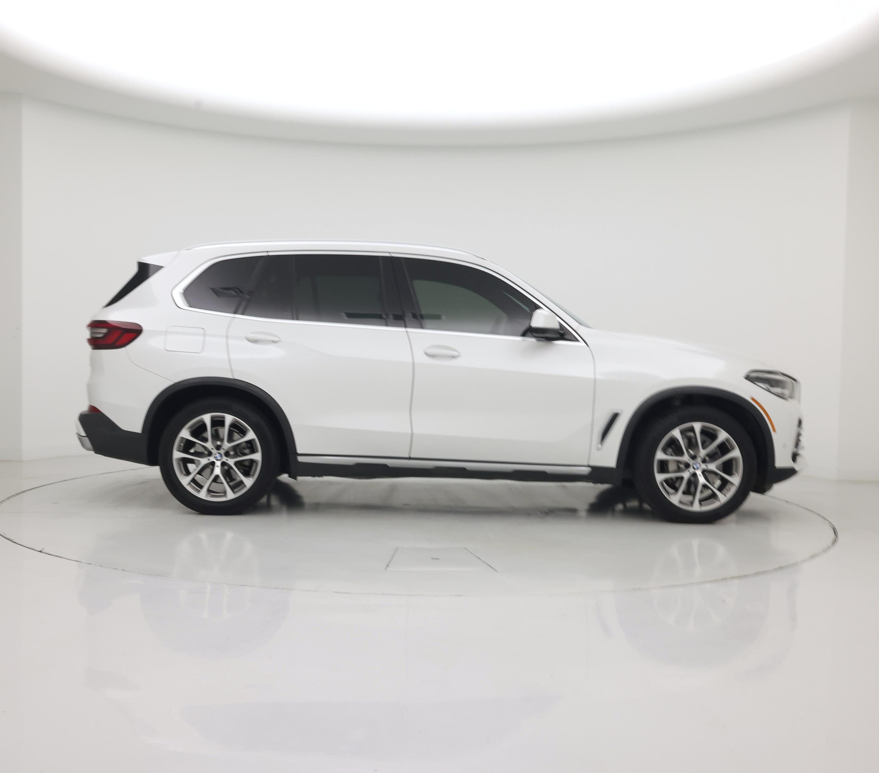 Thumbnail: 2022 BMW X5 - 7